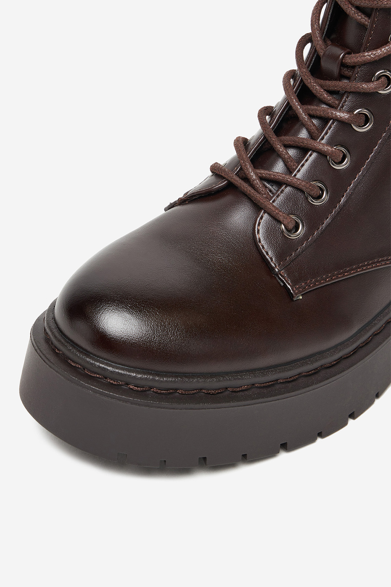 Gležnjarji Čokoladno rjava