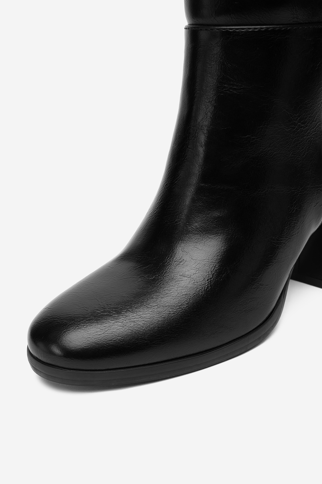 Zimski škornji Črna