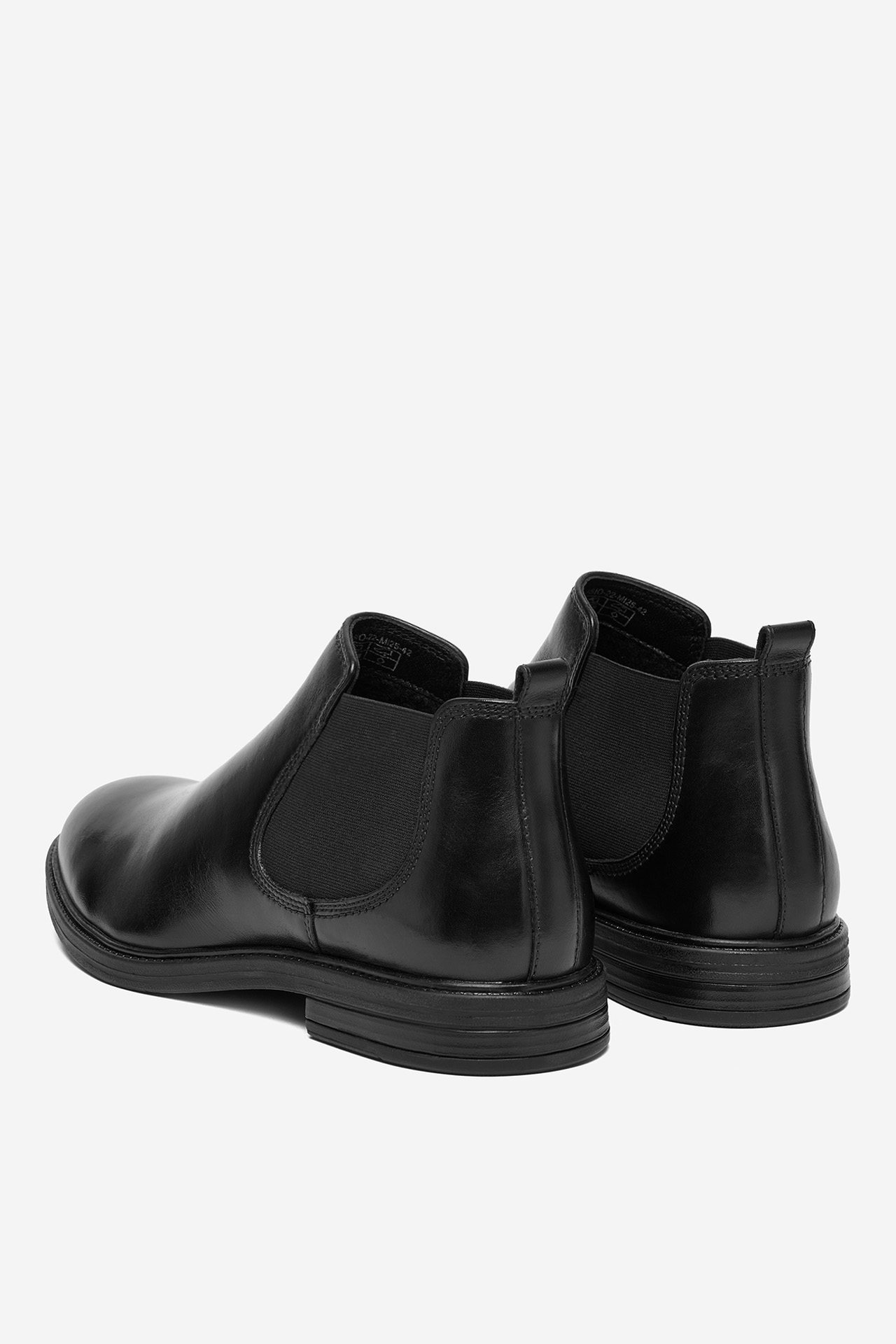 Kotníková obuv s elastickým prvkem Černá