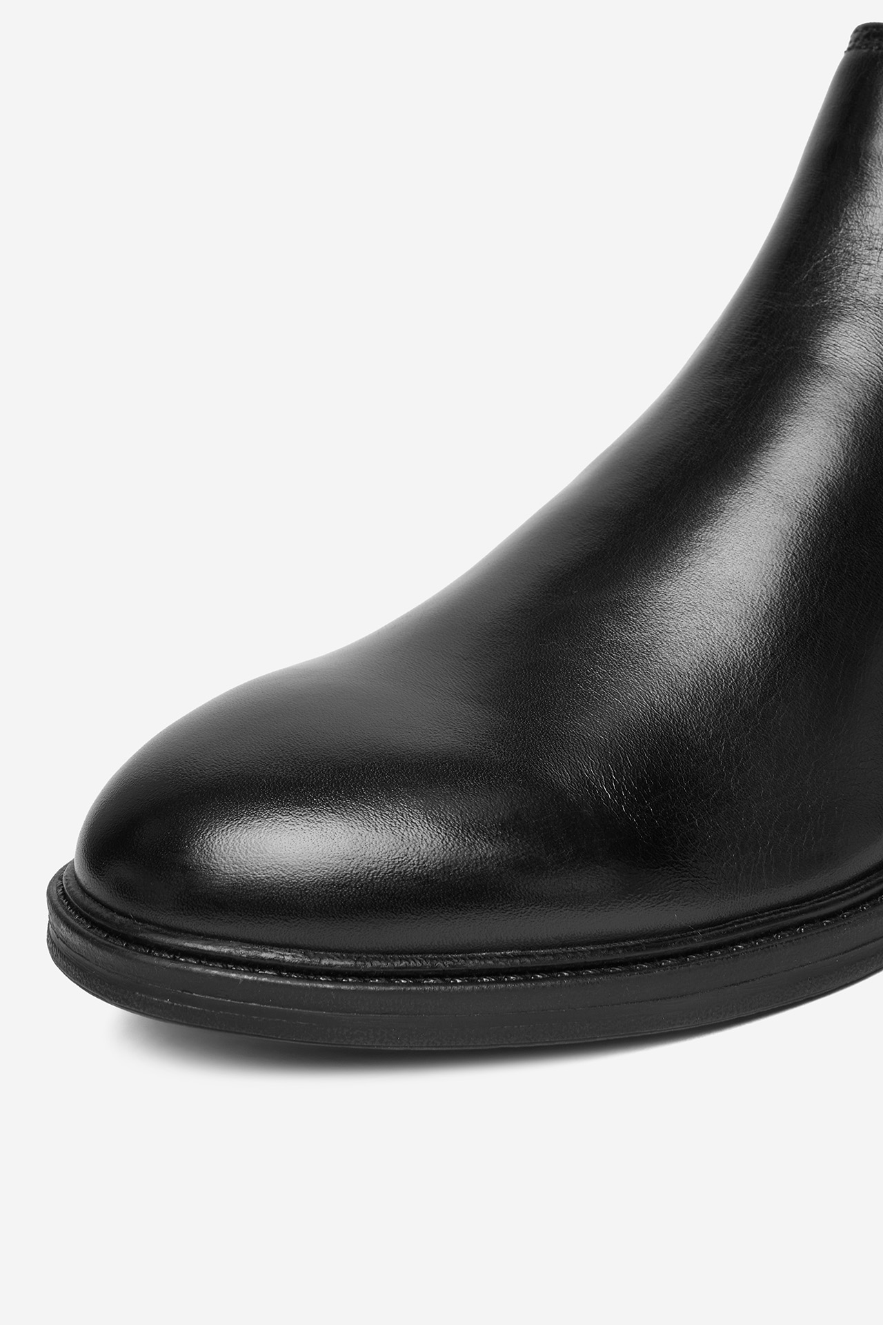 Kotníková obuv s elastickým prvkem Černá