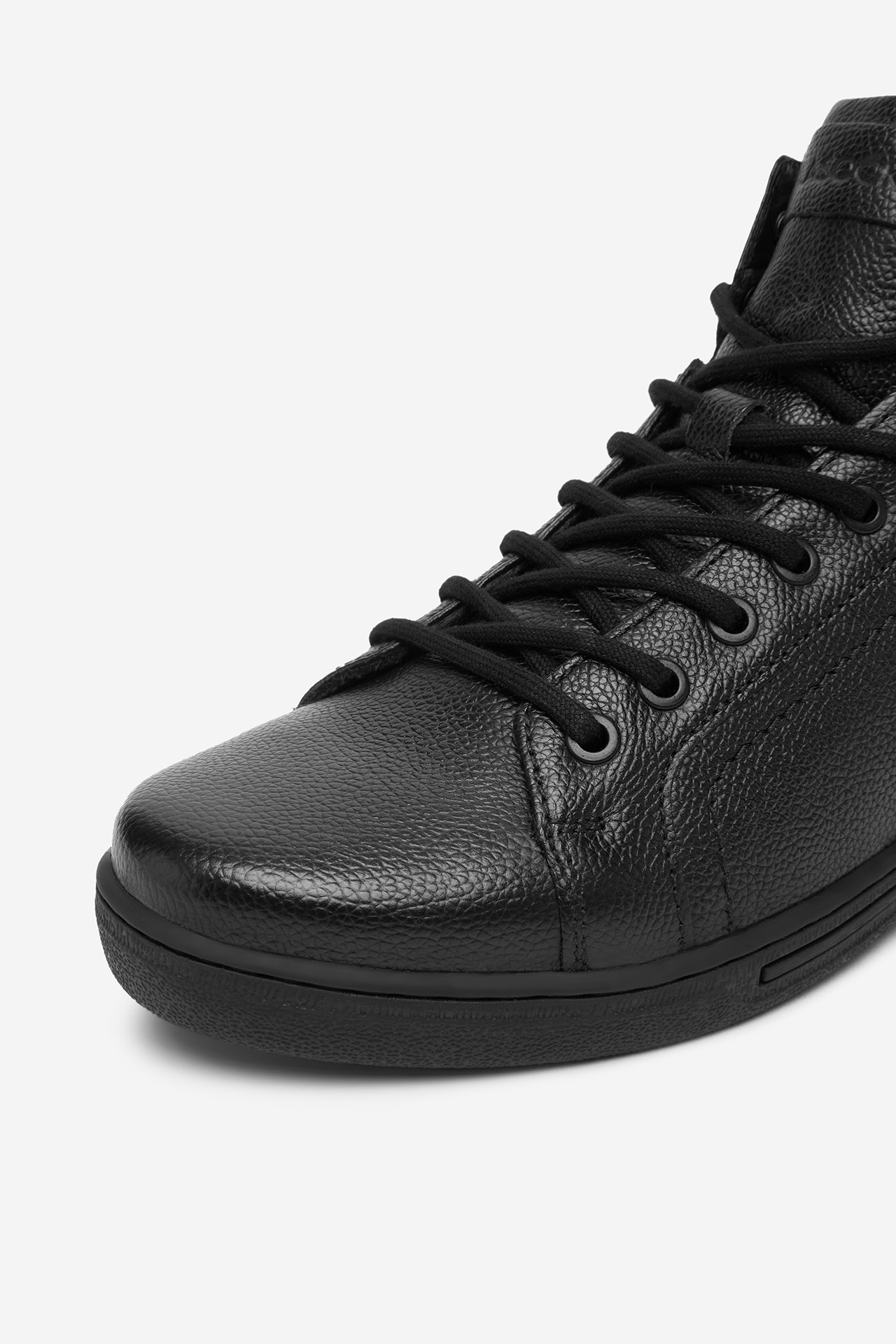 Šnurovacie topánky Čierna