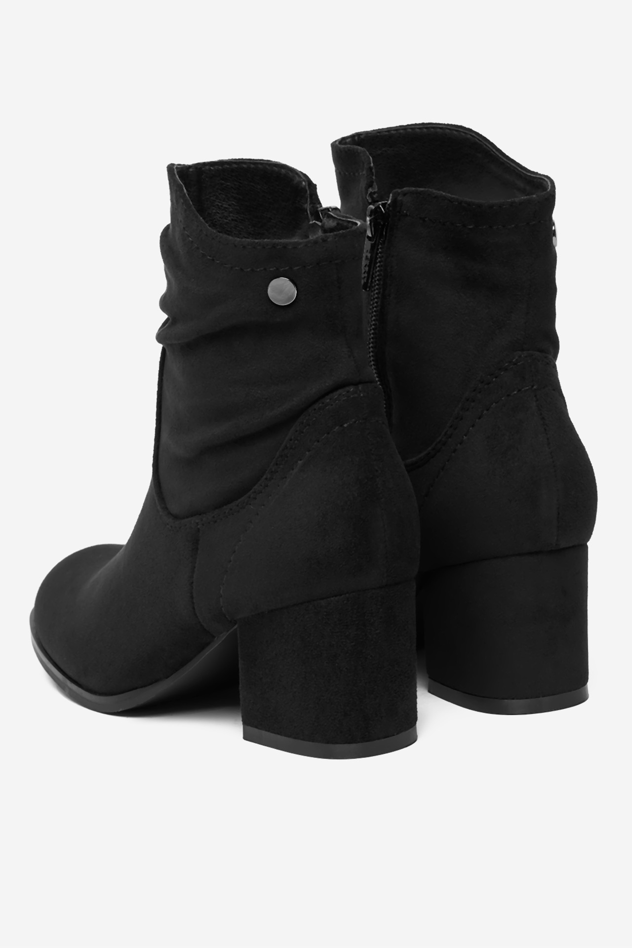 Polokozačky Černá