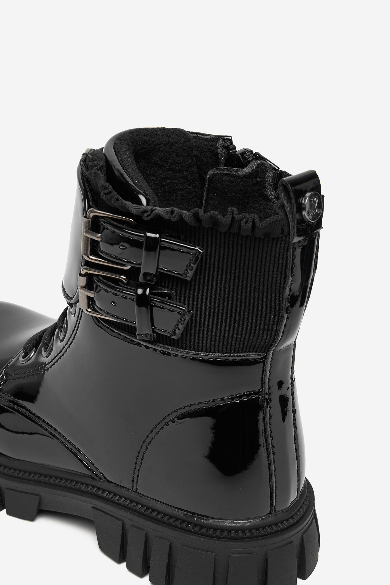 Gležnjarji z vezalkami Črna