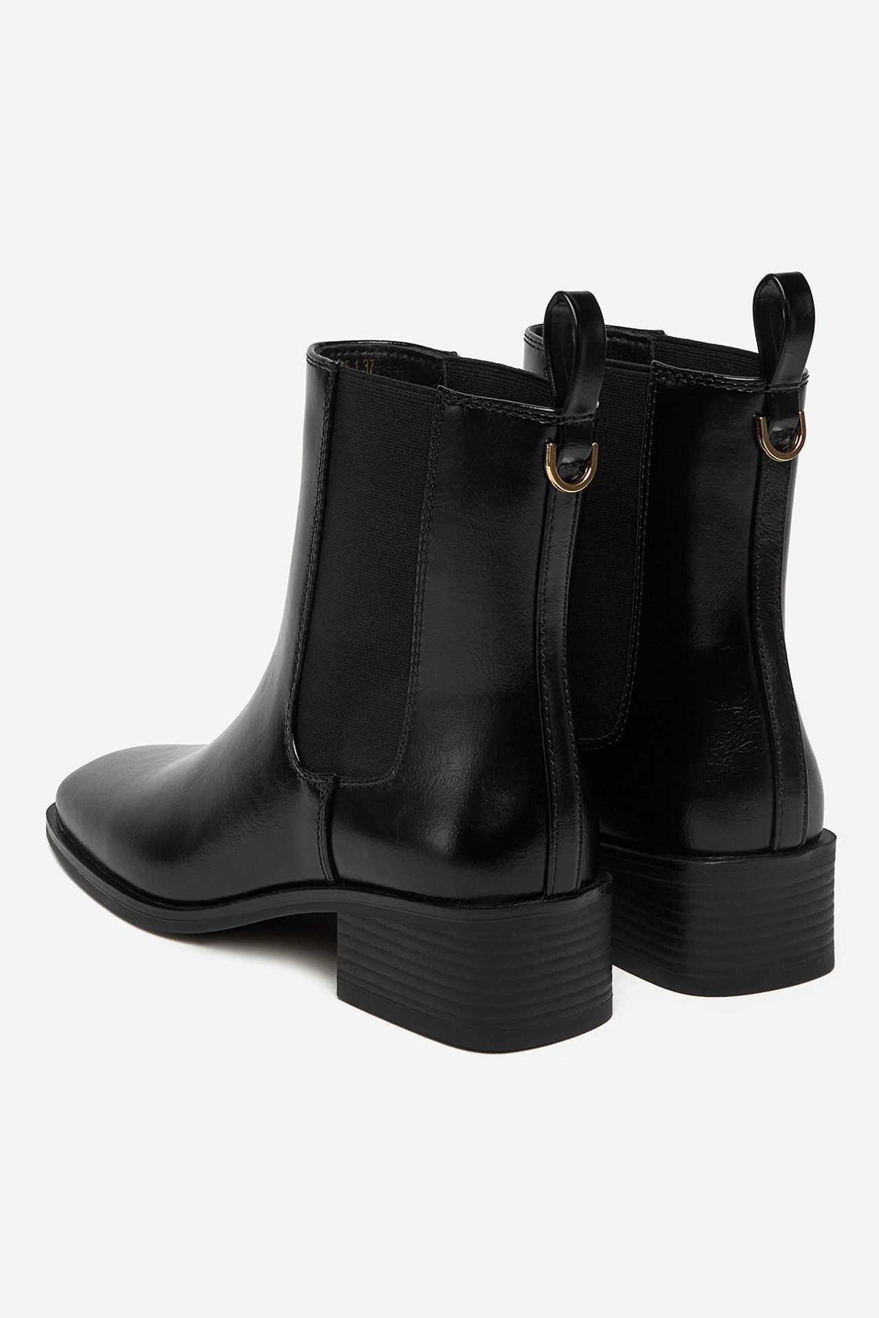 Kotníková obuv s elastickým prvkem Černá