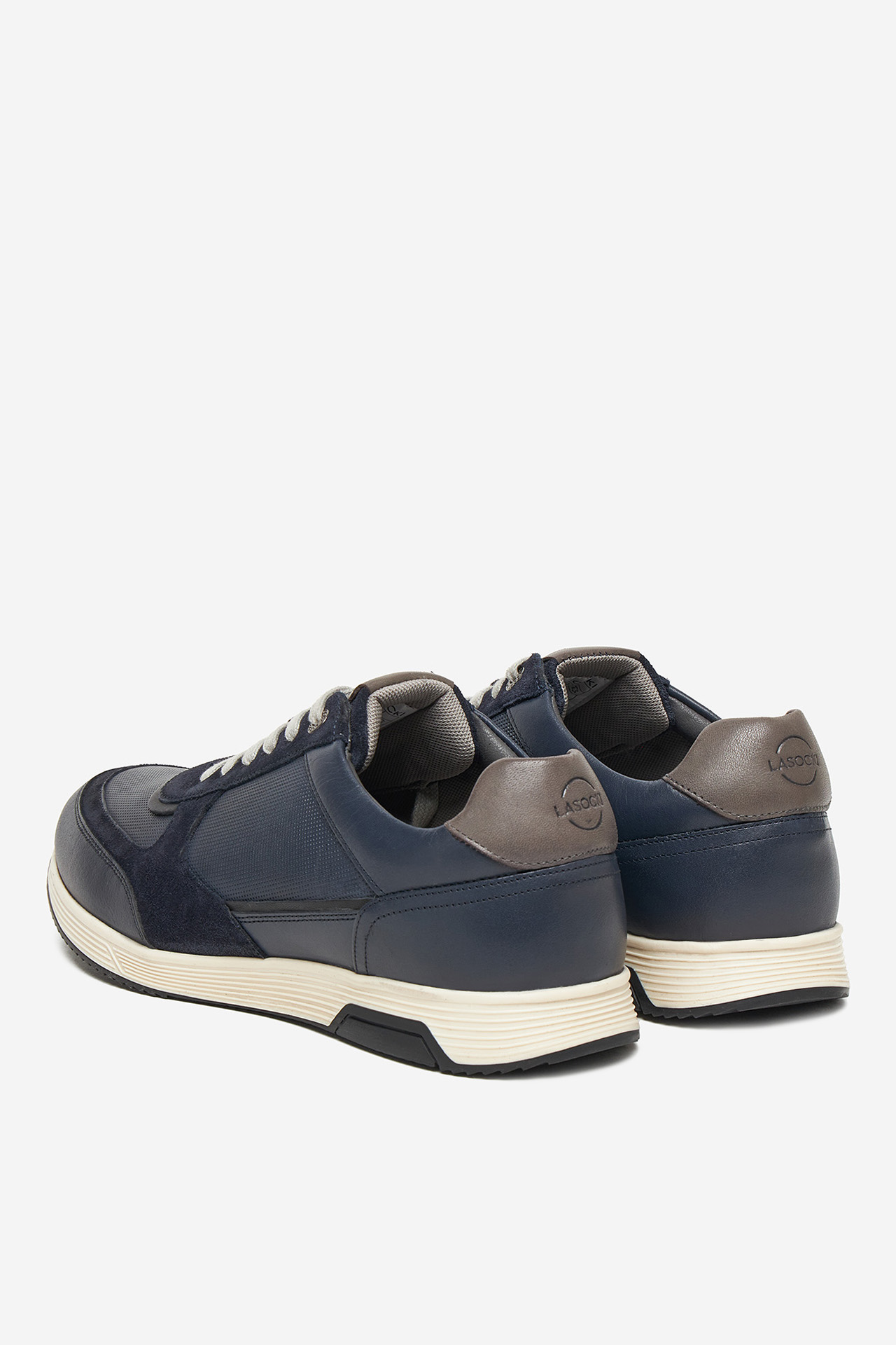 Sneakersy Tmavomodrá