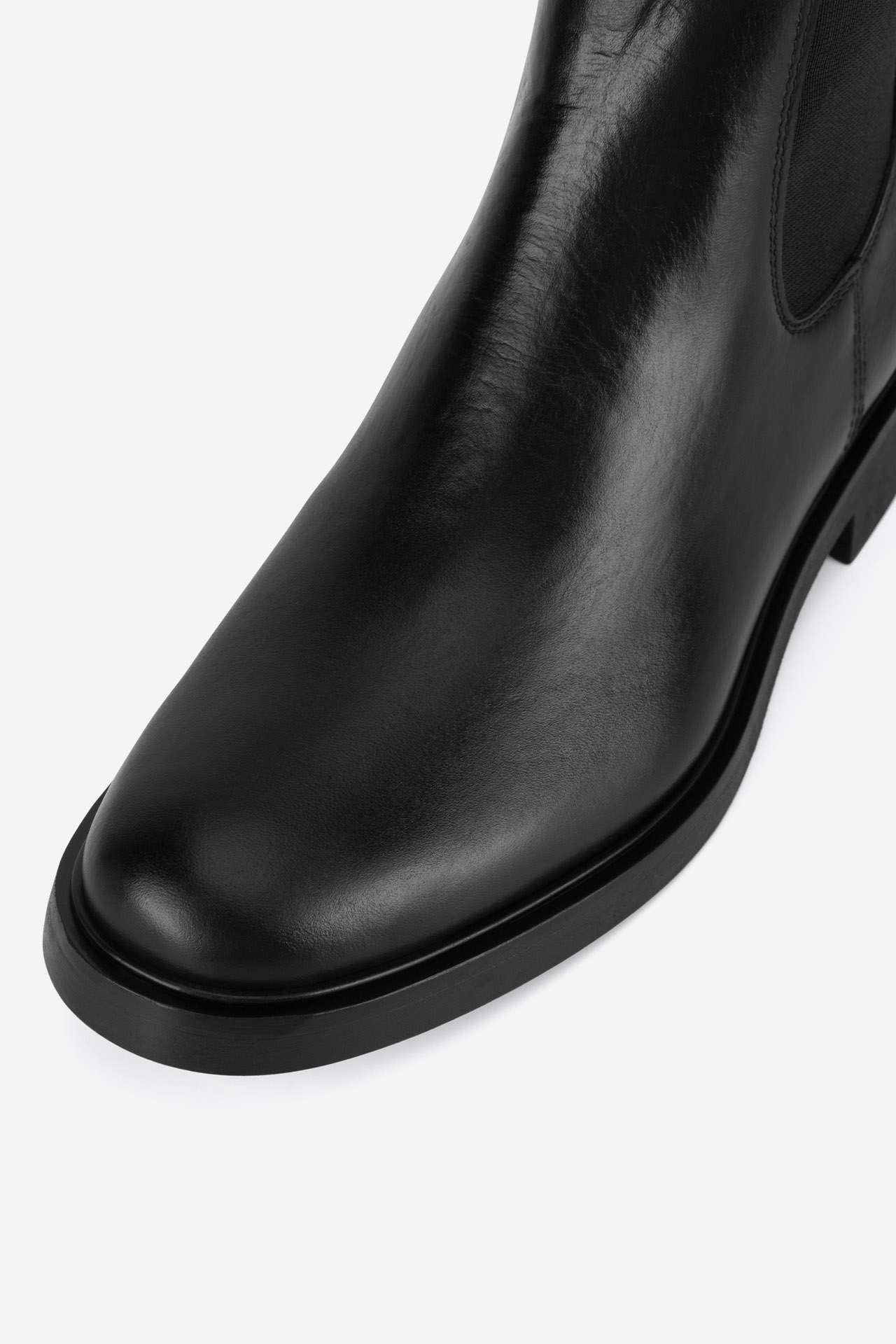 Kotníková obuv s elastickým prvkem Černá