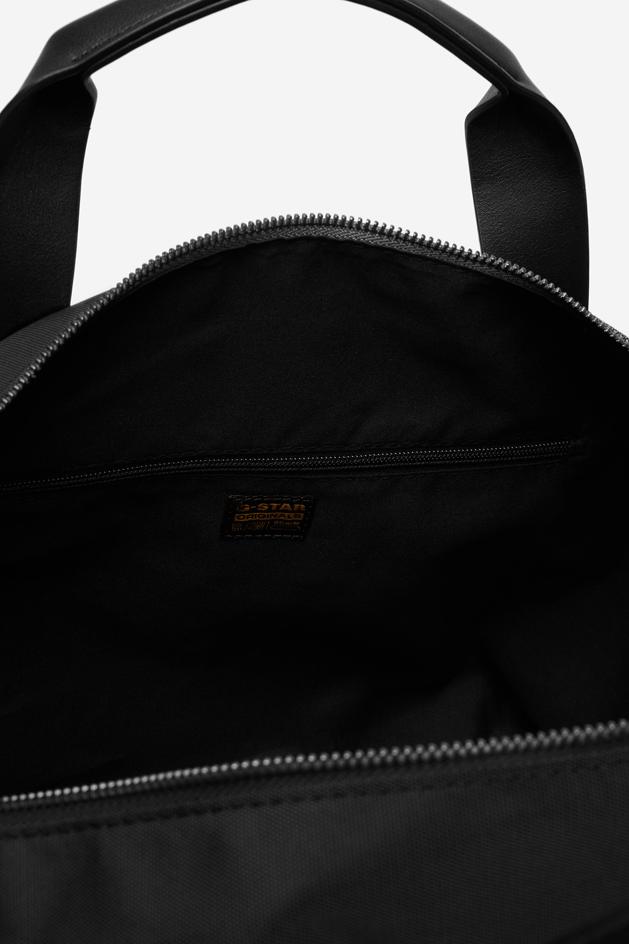 Sportovní taška Černá