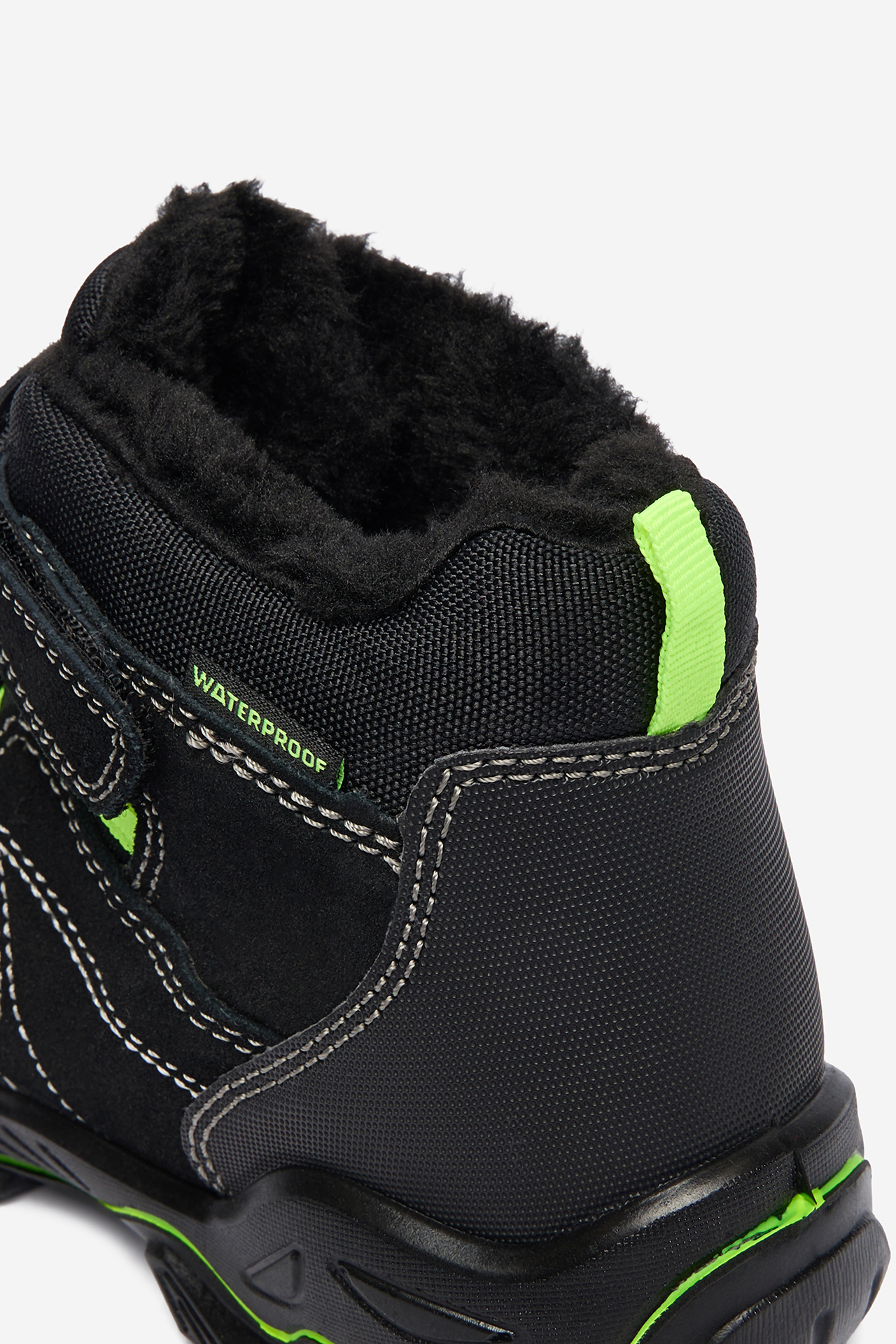 Škornji za sneg Črna