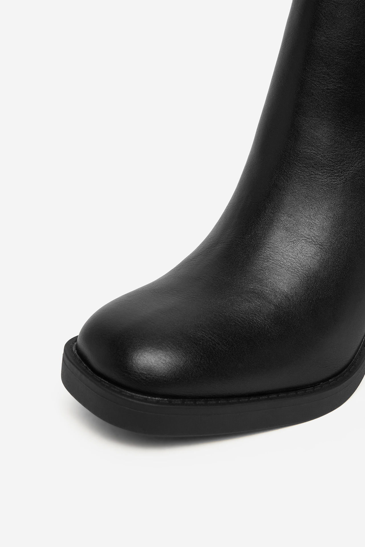 Polokozačky Černá