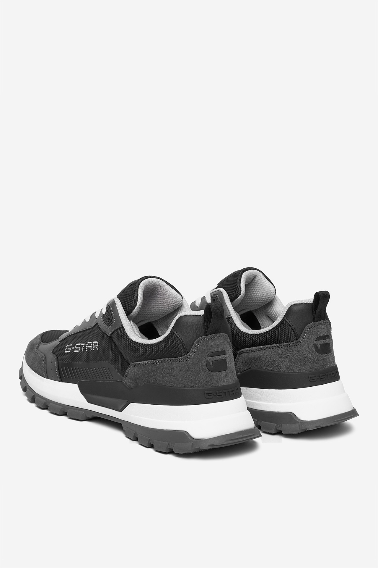 Sneakersy Tmavě šedá