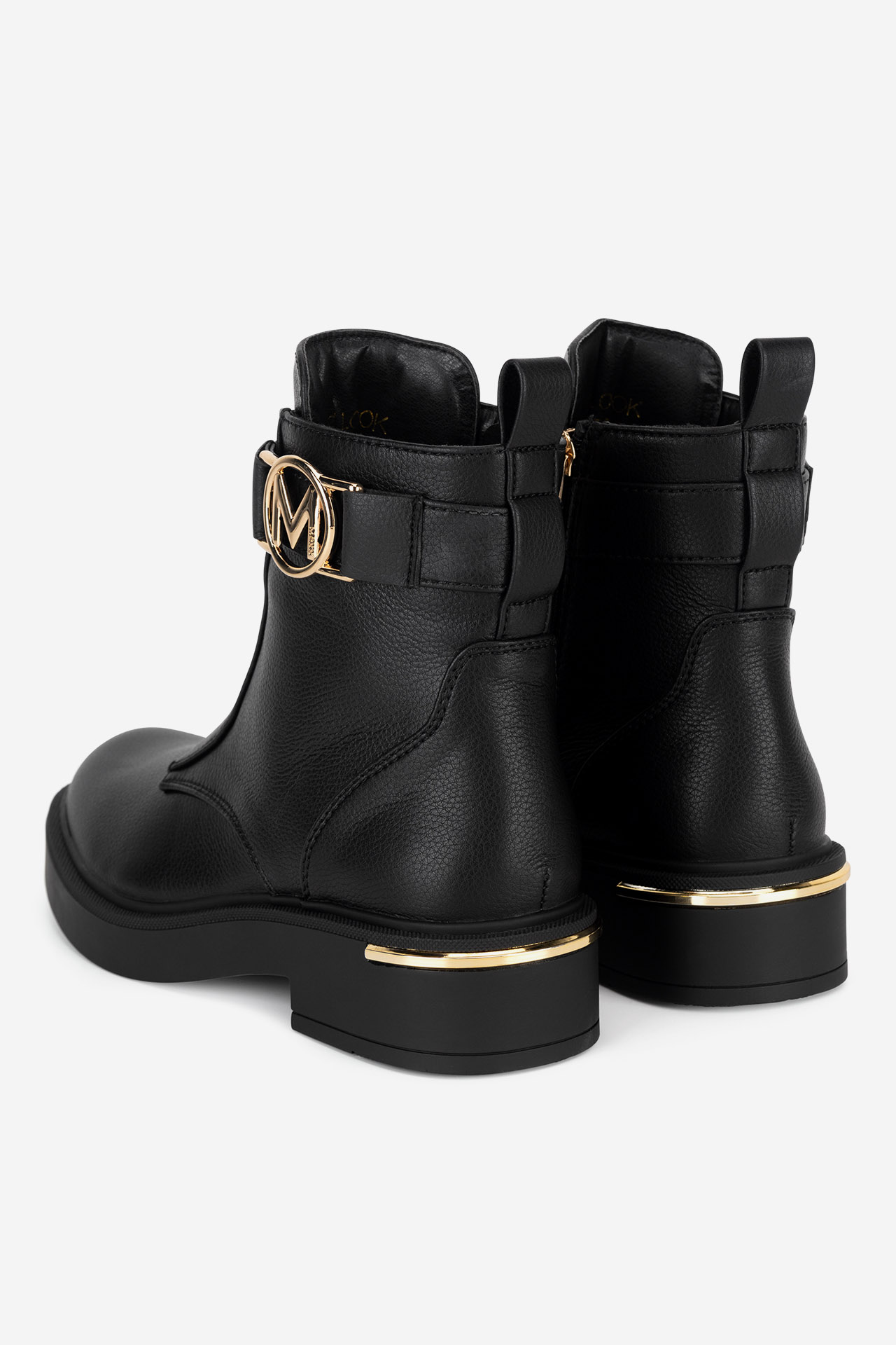 Polokozačky Černá