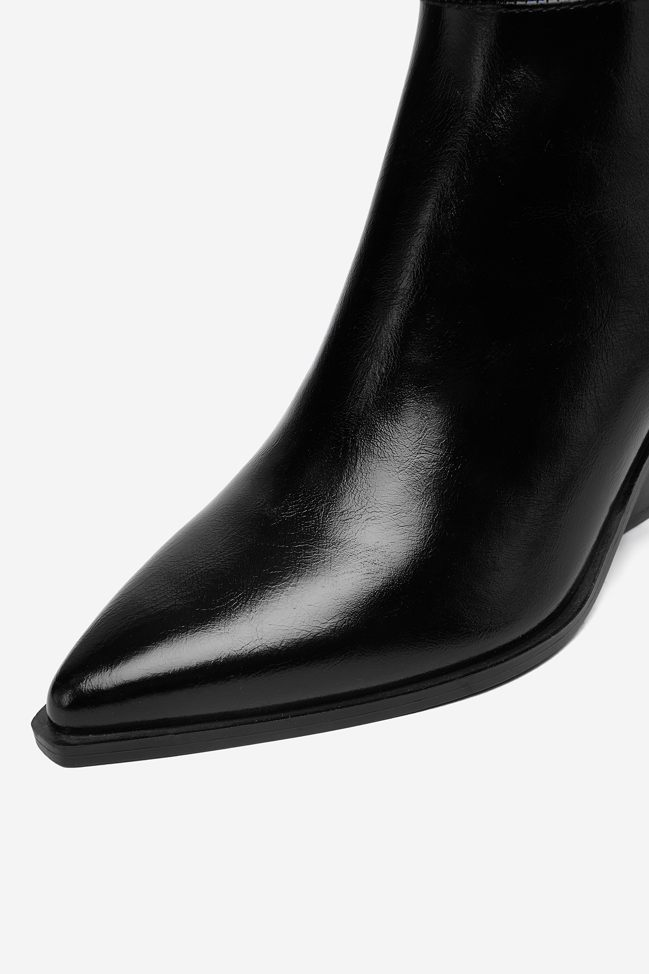 Polokozačky Černá