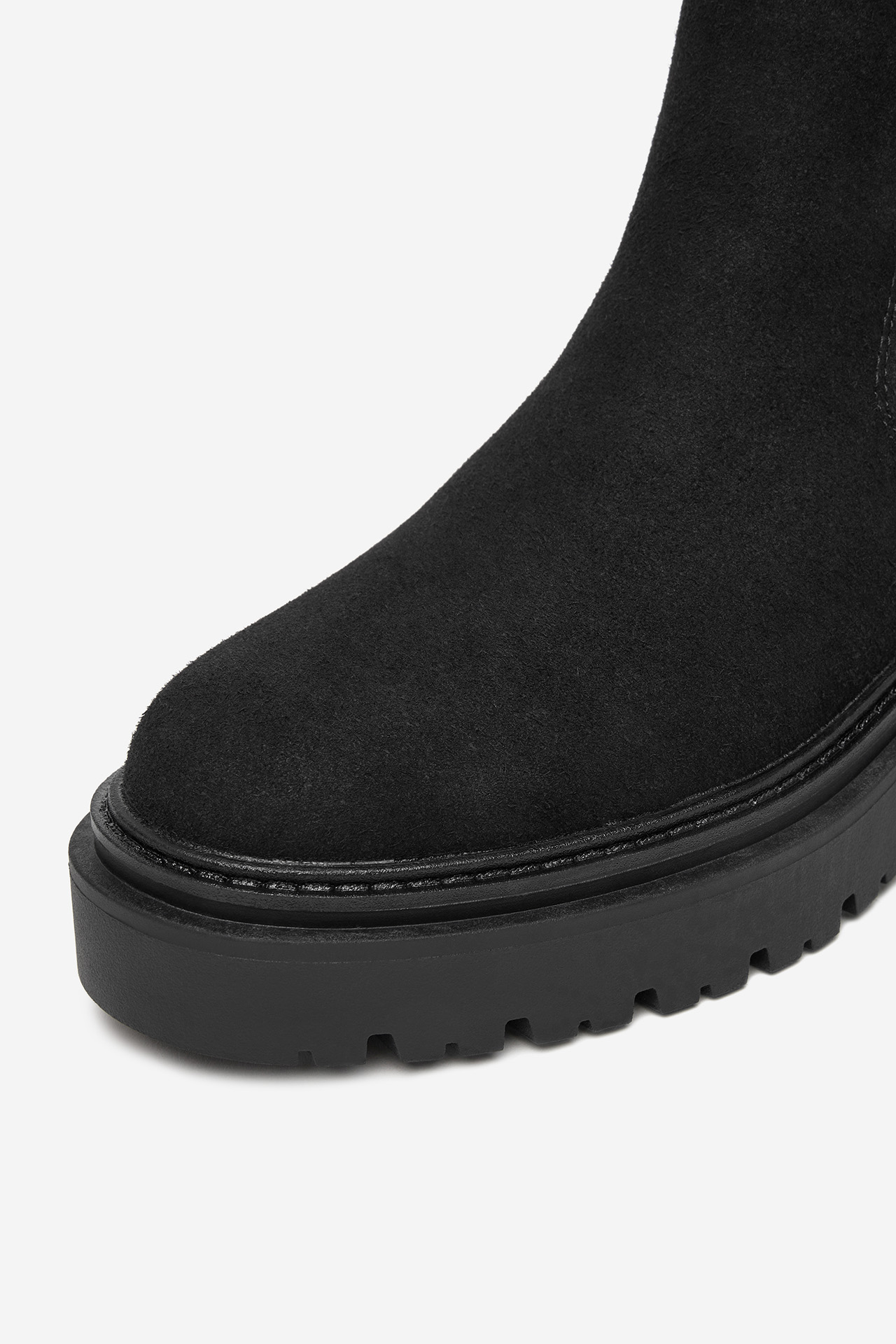 Kotníková obuv s elastickým prvkem Černá