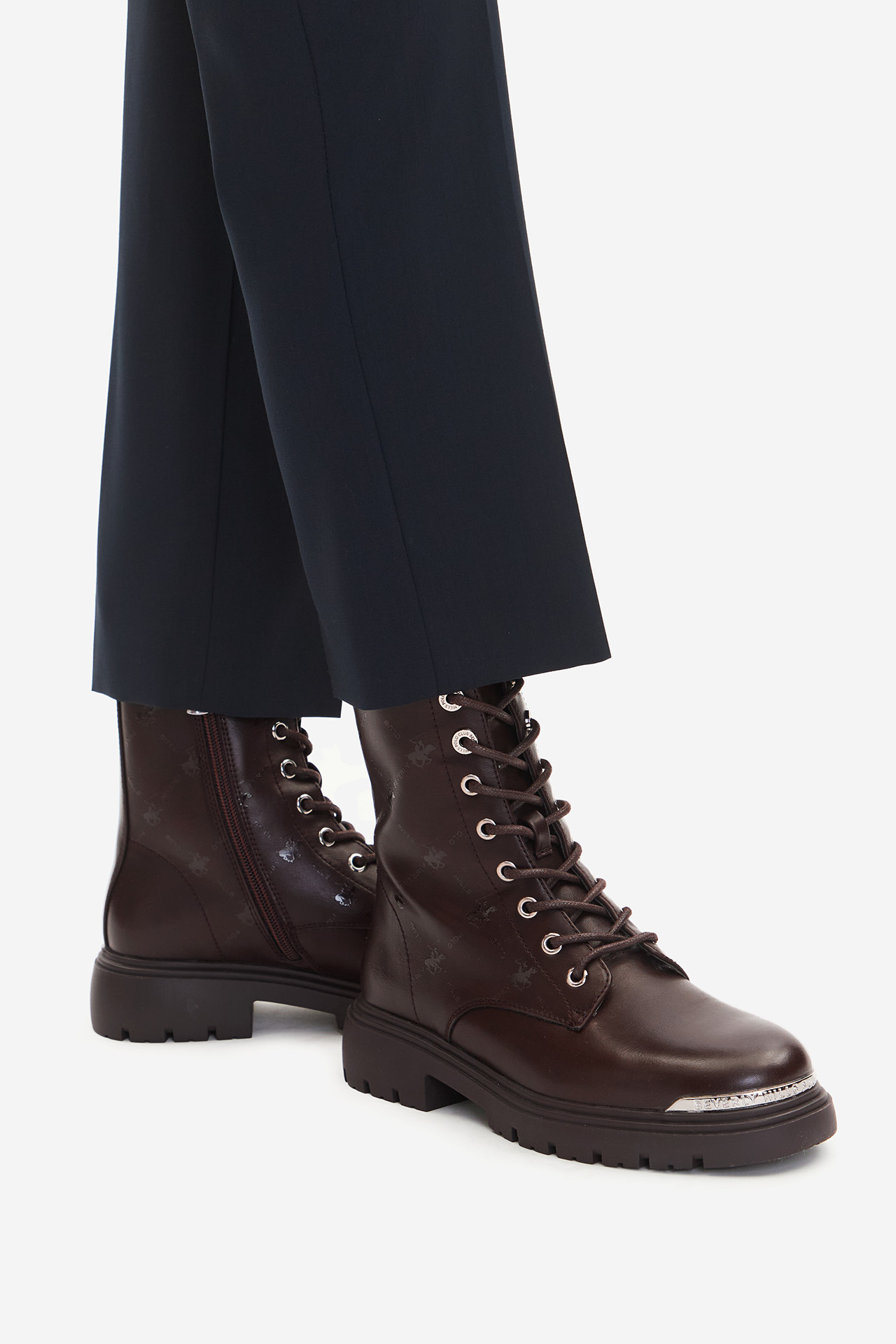 Bakancs Sötétbarna