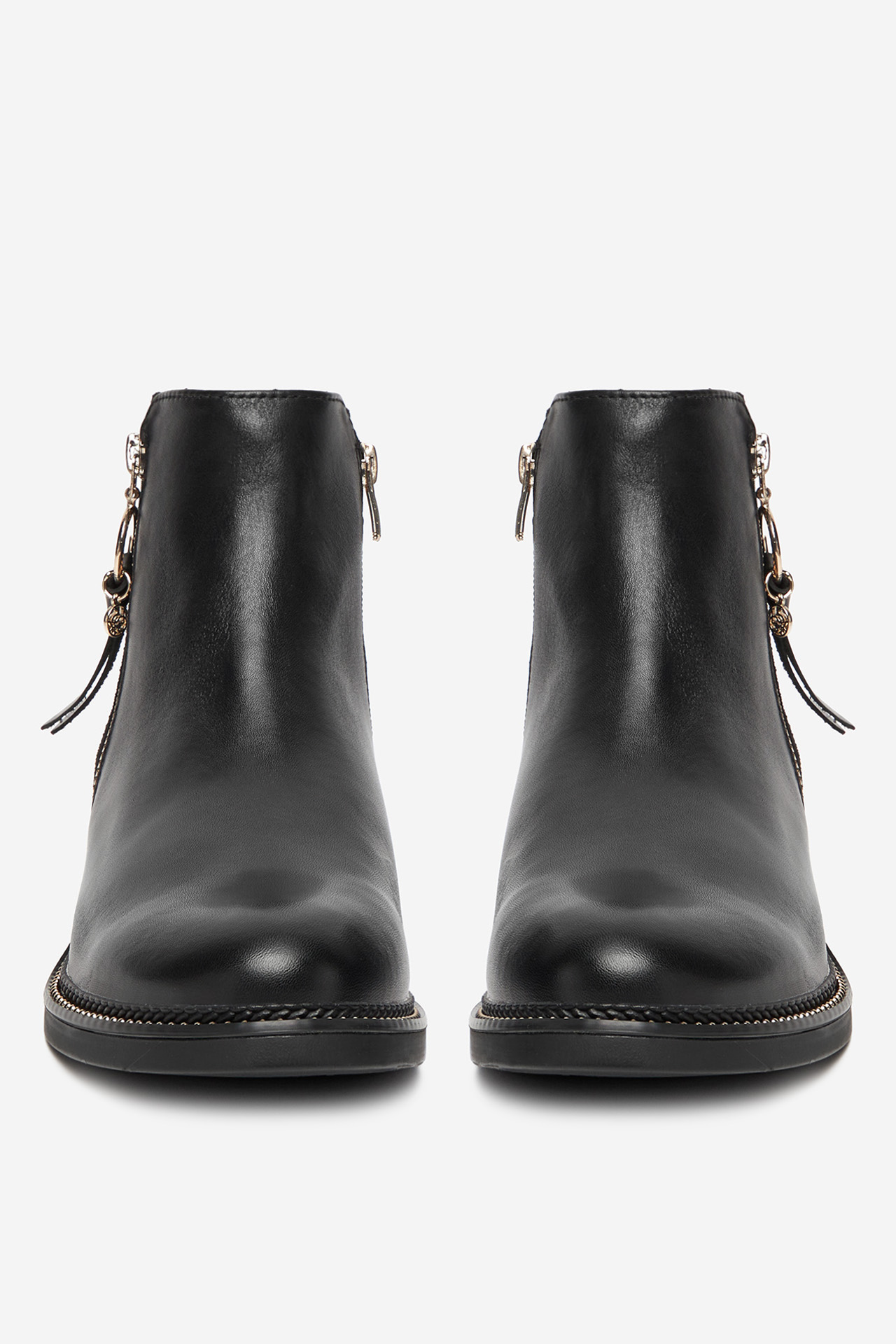 Polokozačky Černá