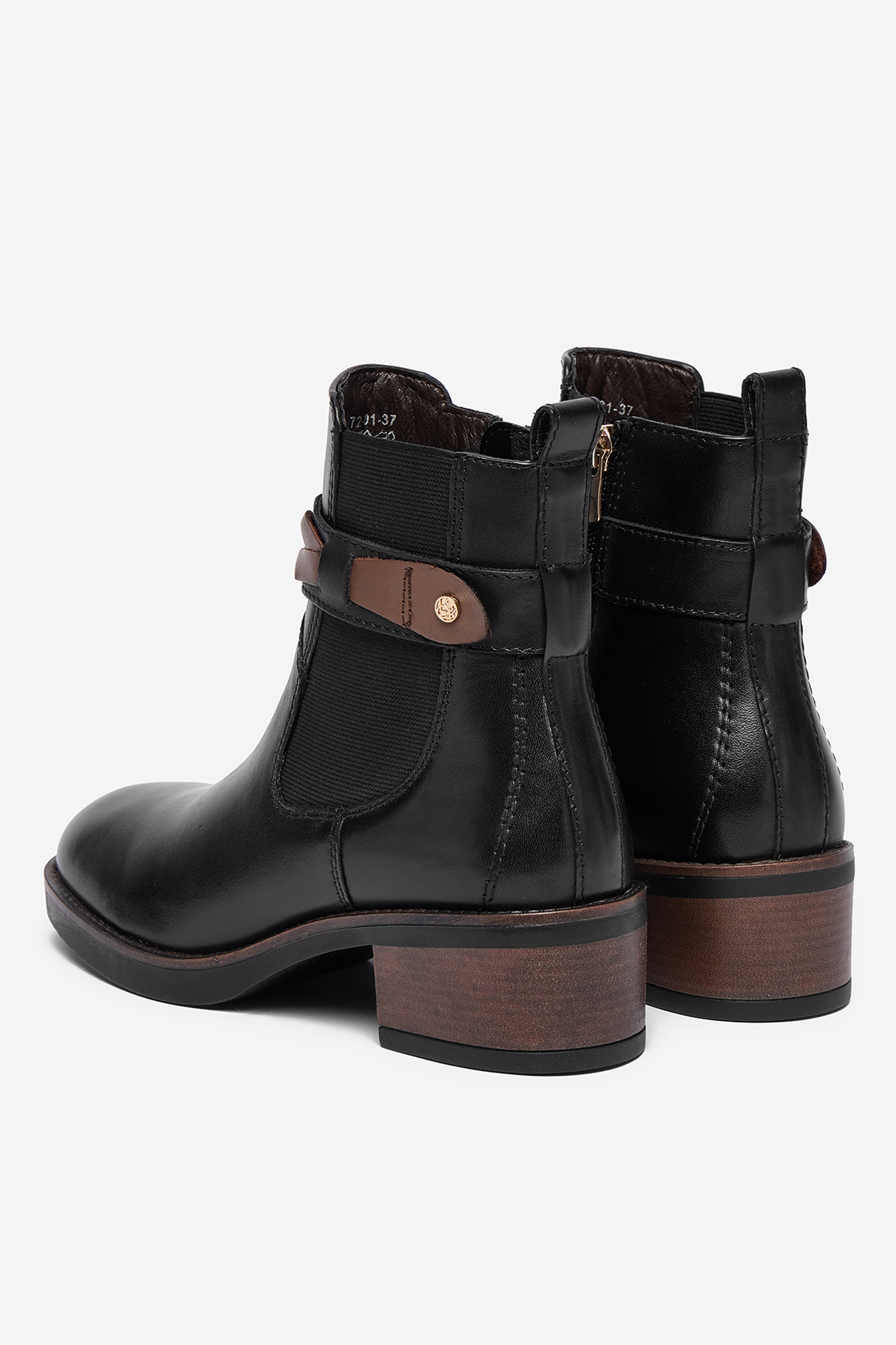 Polokozačky Černá