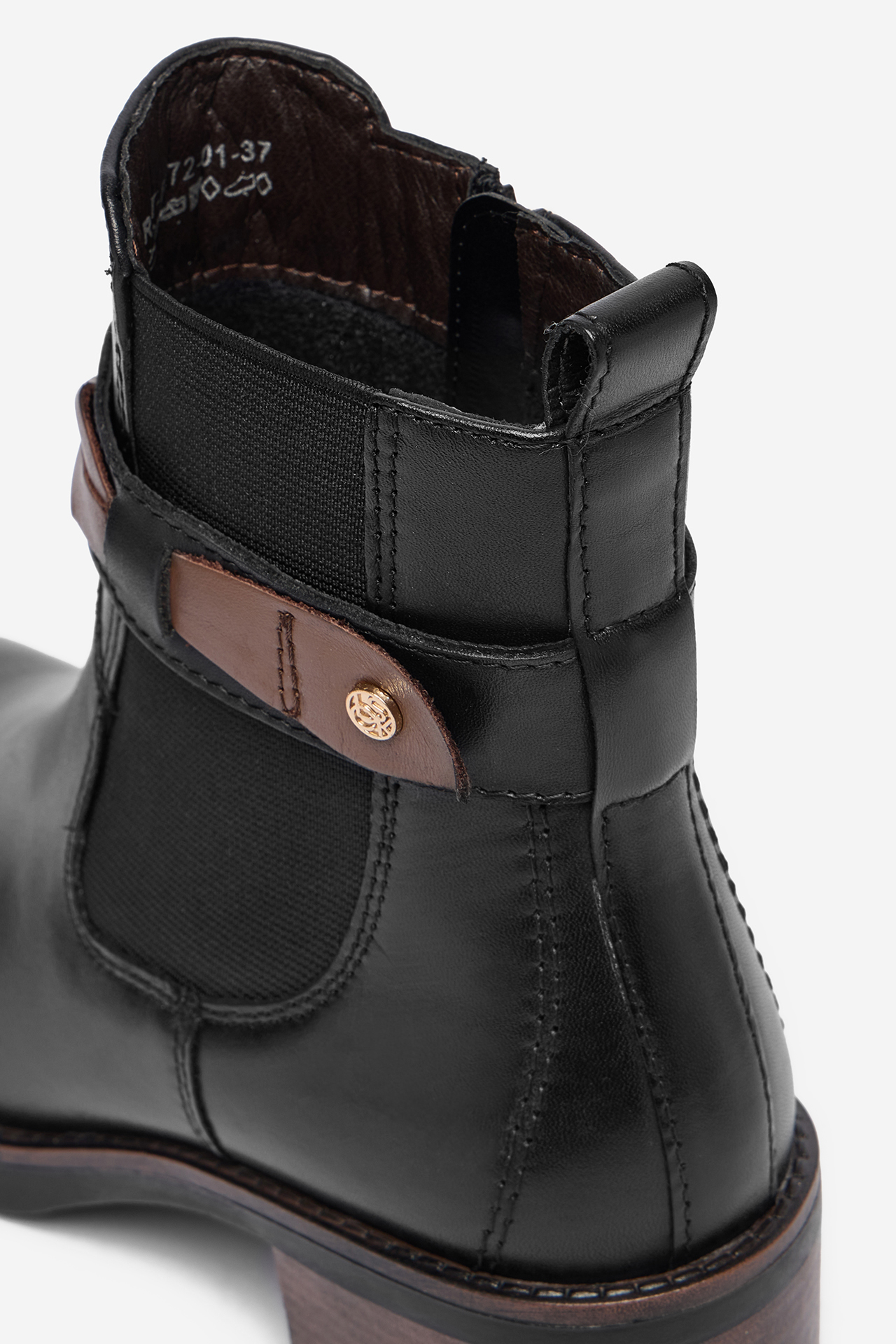 Polokozačky Černá