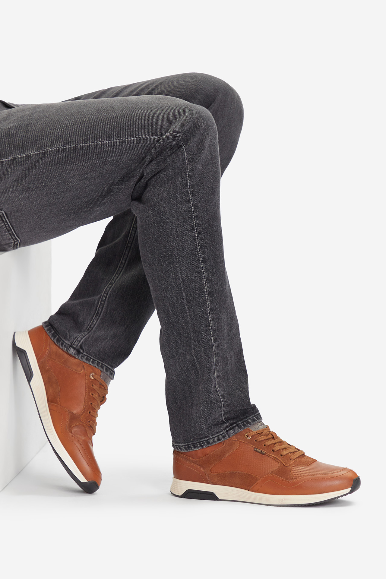 Sneakersy Světle hnědá