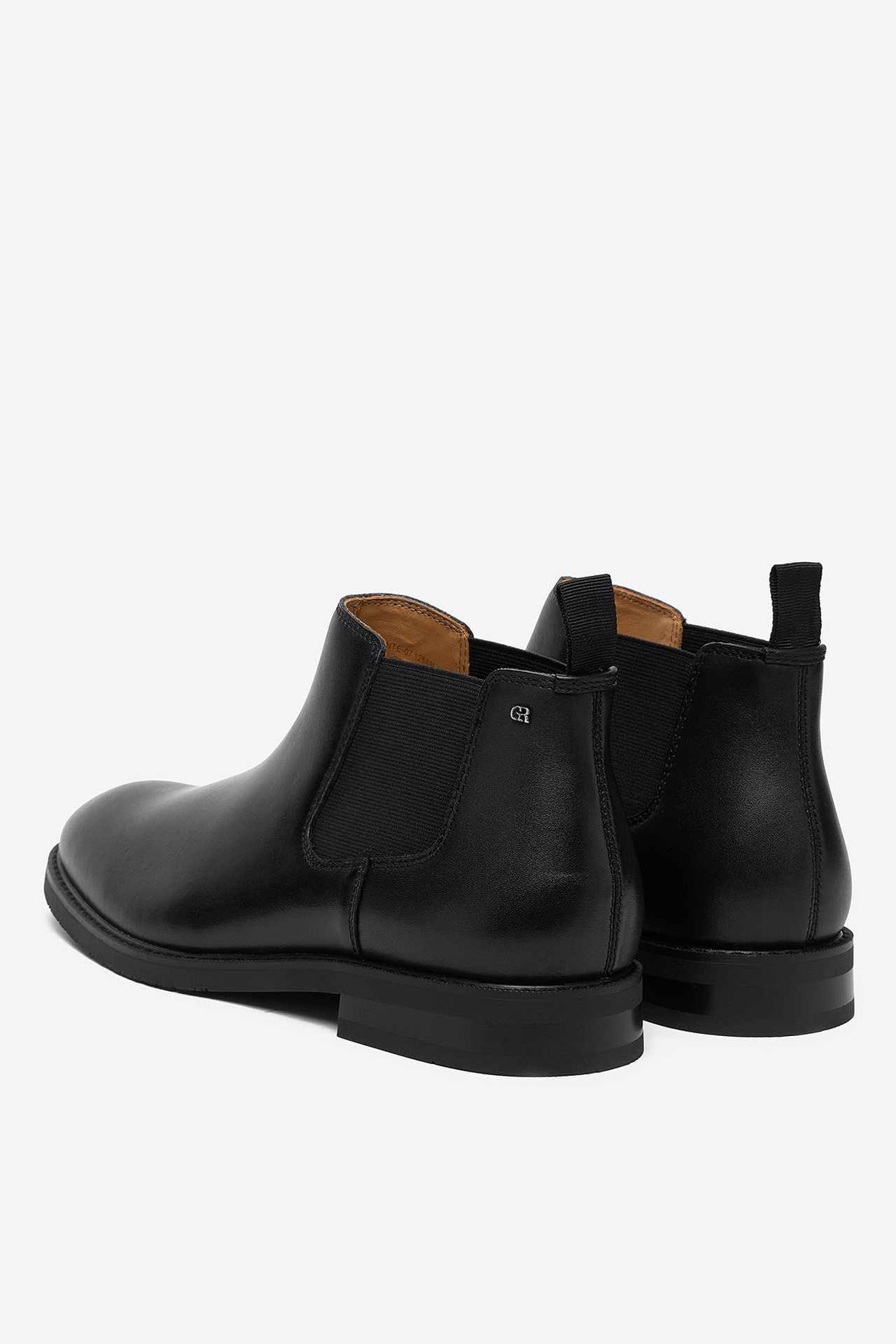 Kotníková obuv s elastickým prvkem Černá