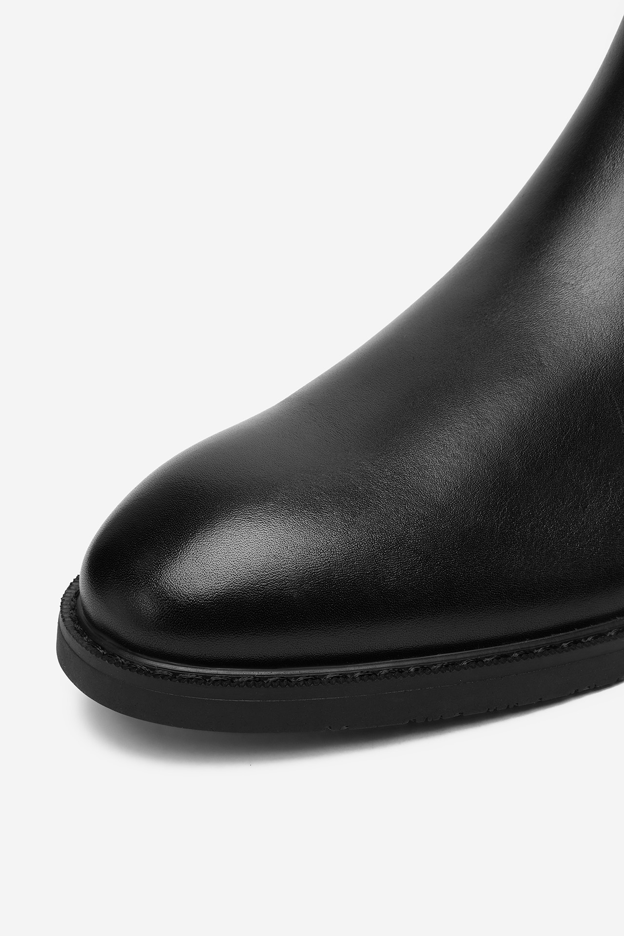 Kotníková obuv s elastickým prvkem Černá