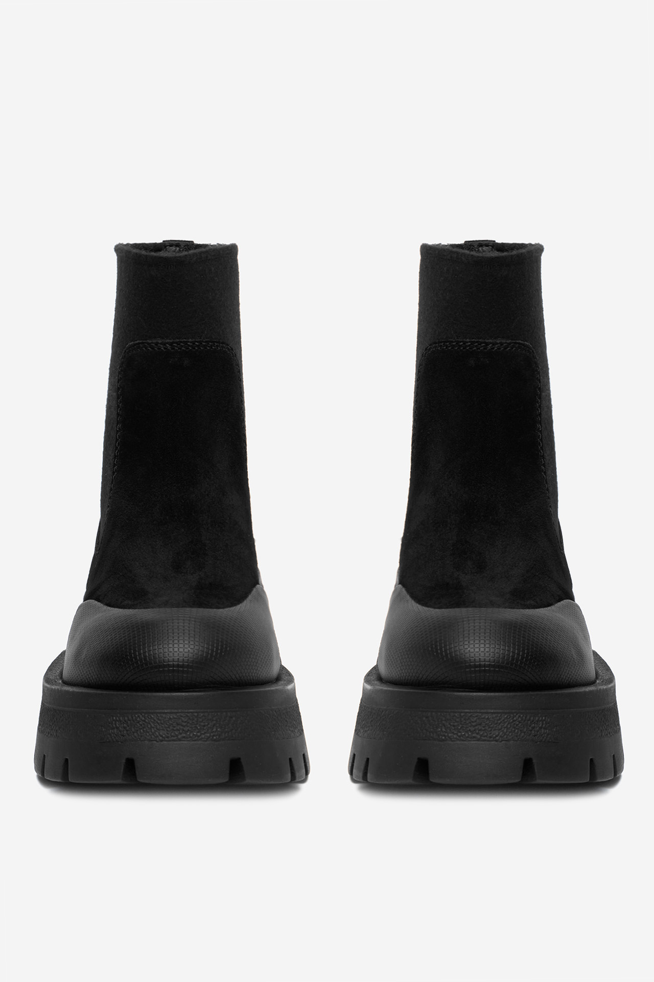 Kotníková obuv s elastickým prvkem Černá