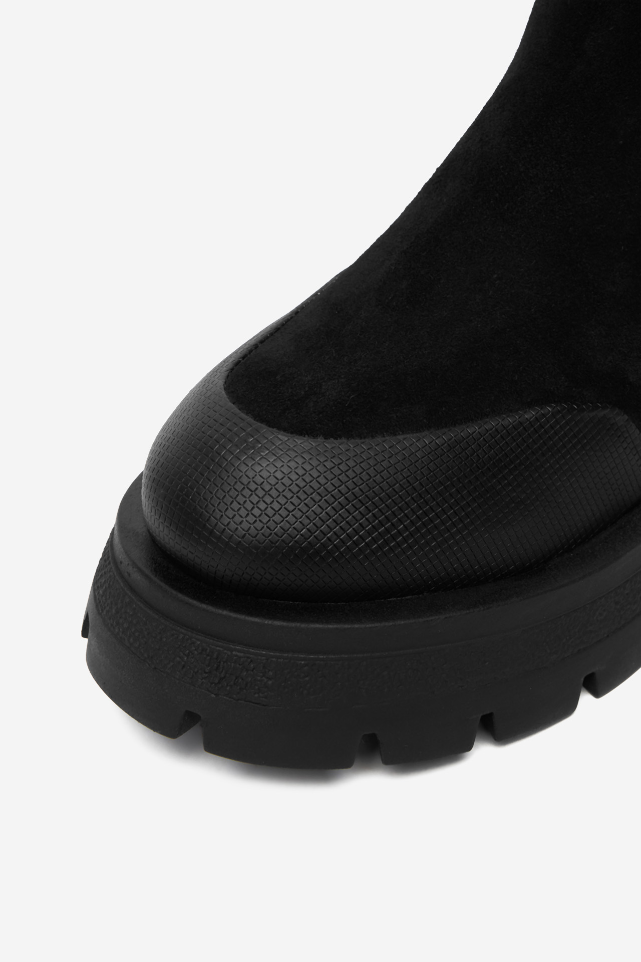 Kotníková obuv s elastickým prvkem Černá