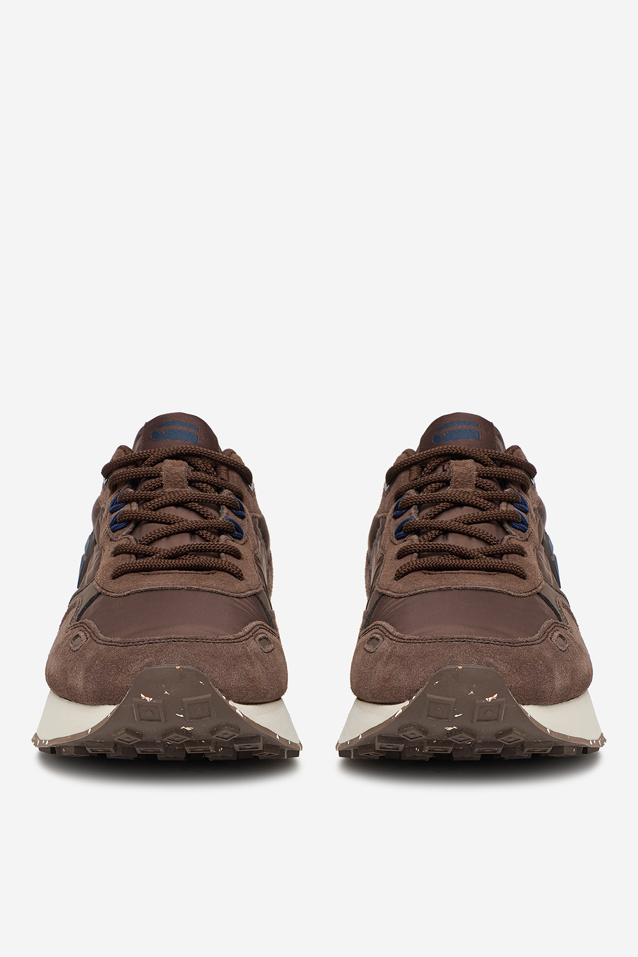 Sneakersy Tmavě hnědá