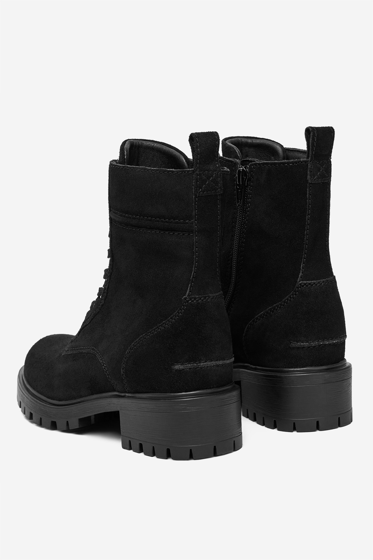 Kotníková obuv Černá