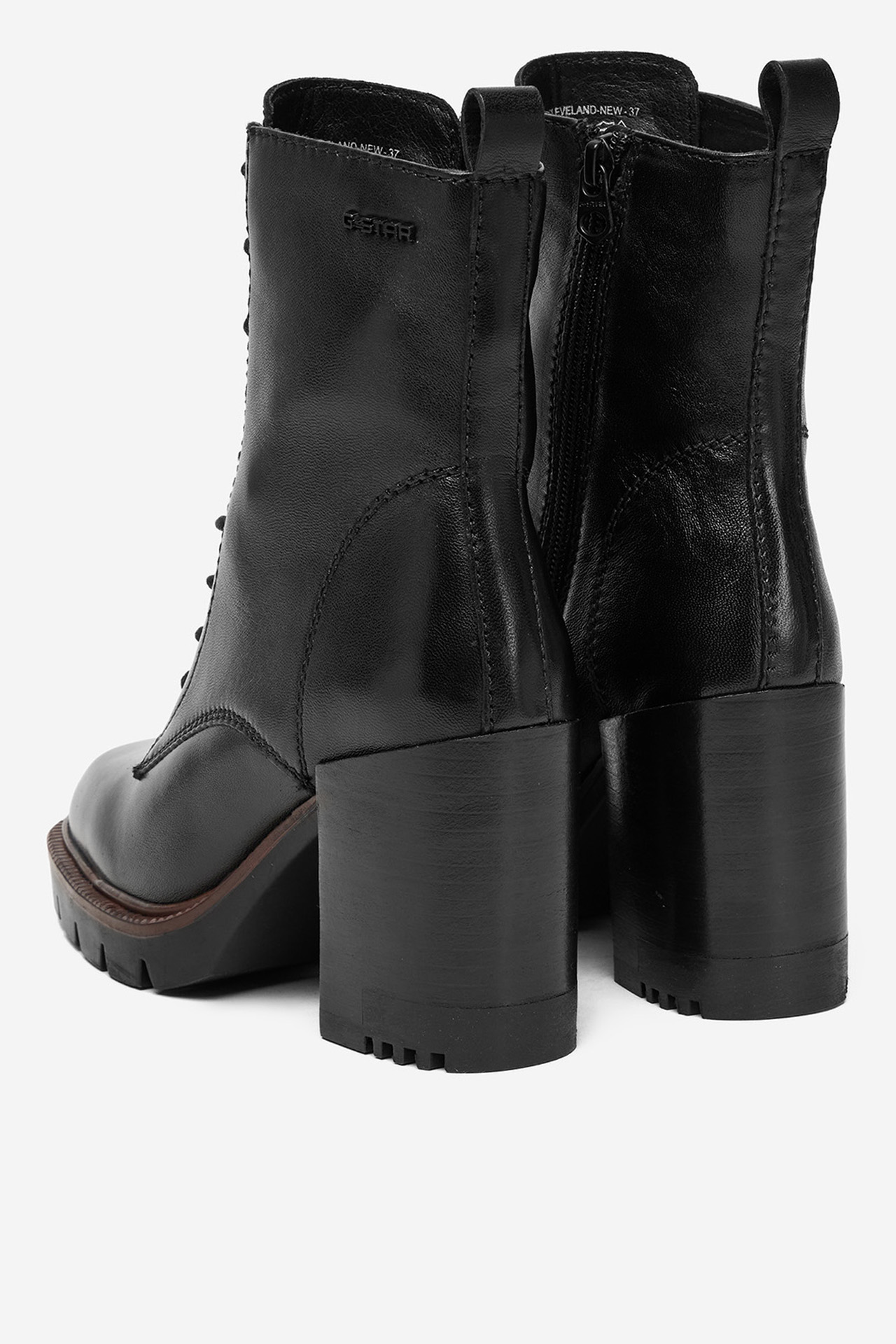 Polokozačky Černá