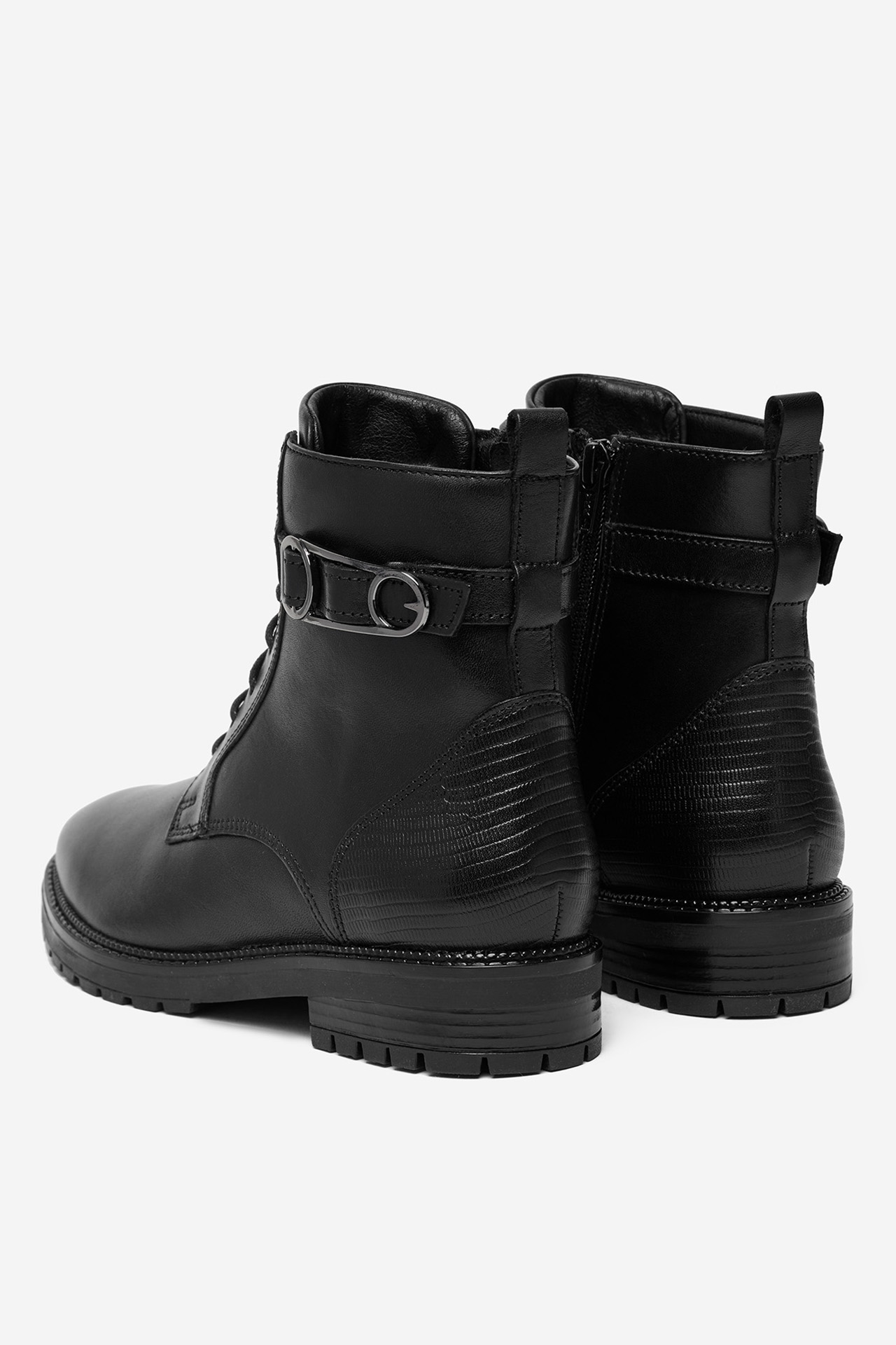 Kotníková obuv Černá