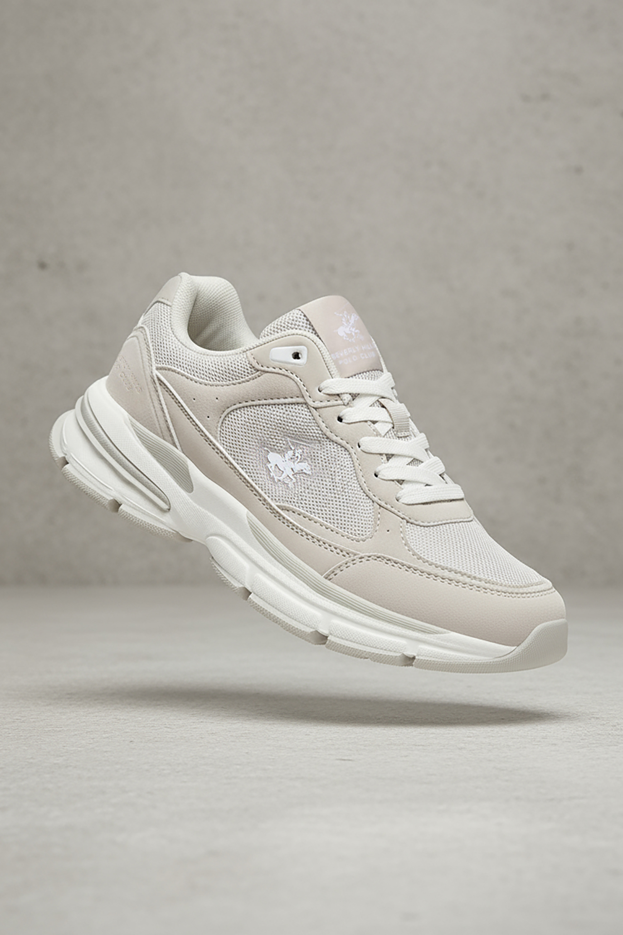 Sneakersy Světle šedá