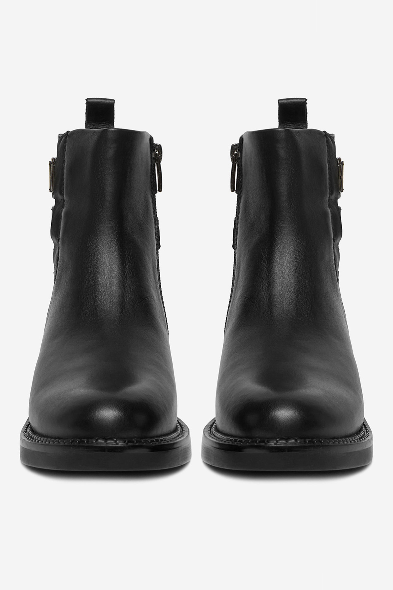 Polokozačky Černá