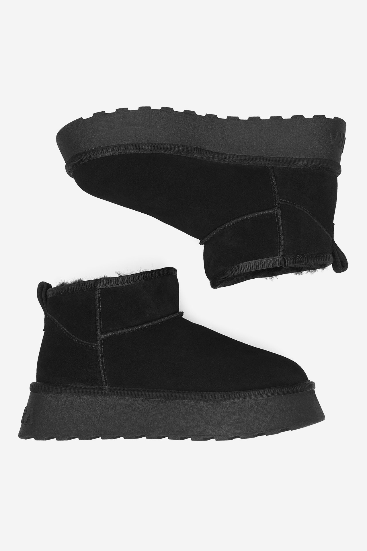 Polokozačky Černá