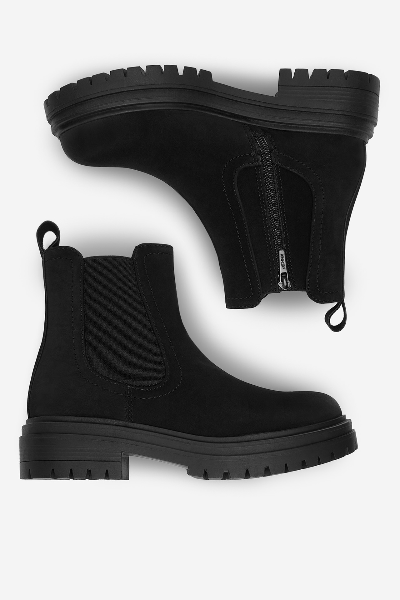 Gležnjarji chelsea Črna