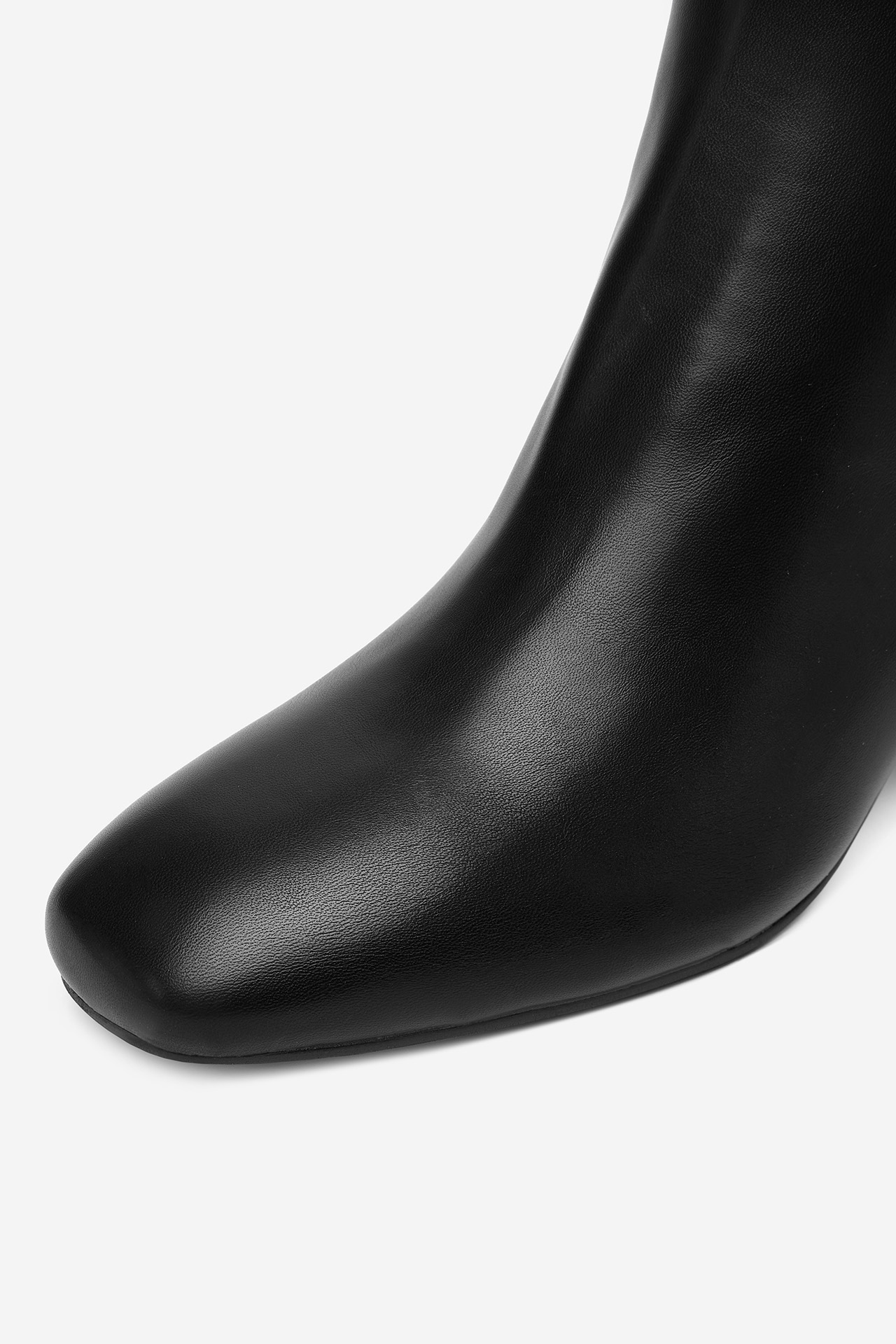 Polokozačky Černá