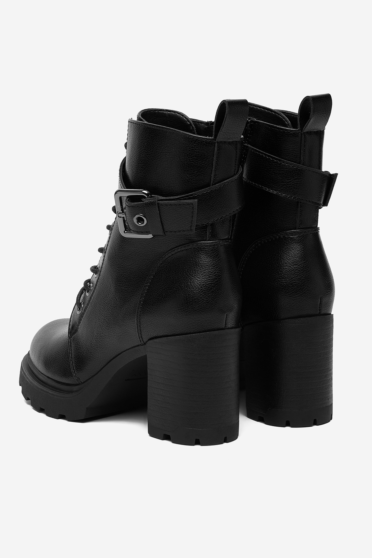 Kotníková obuv Černá