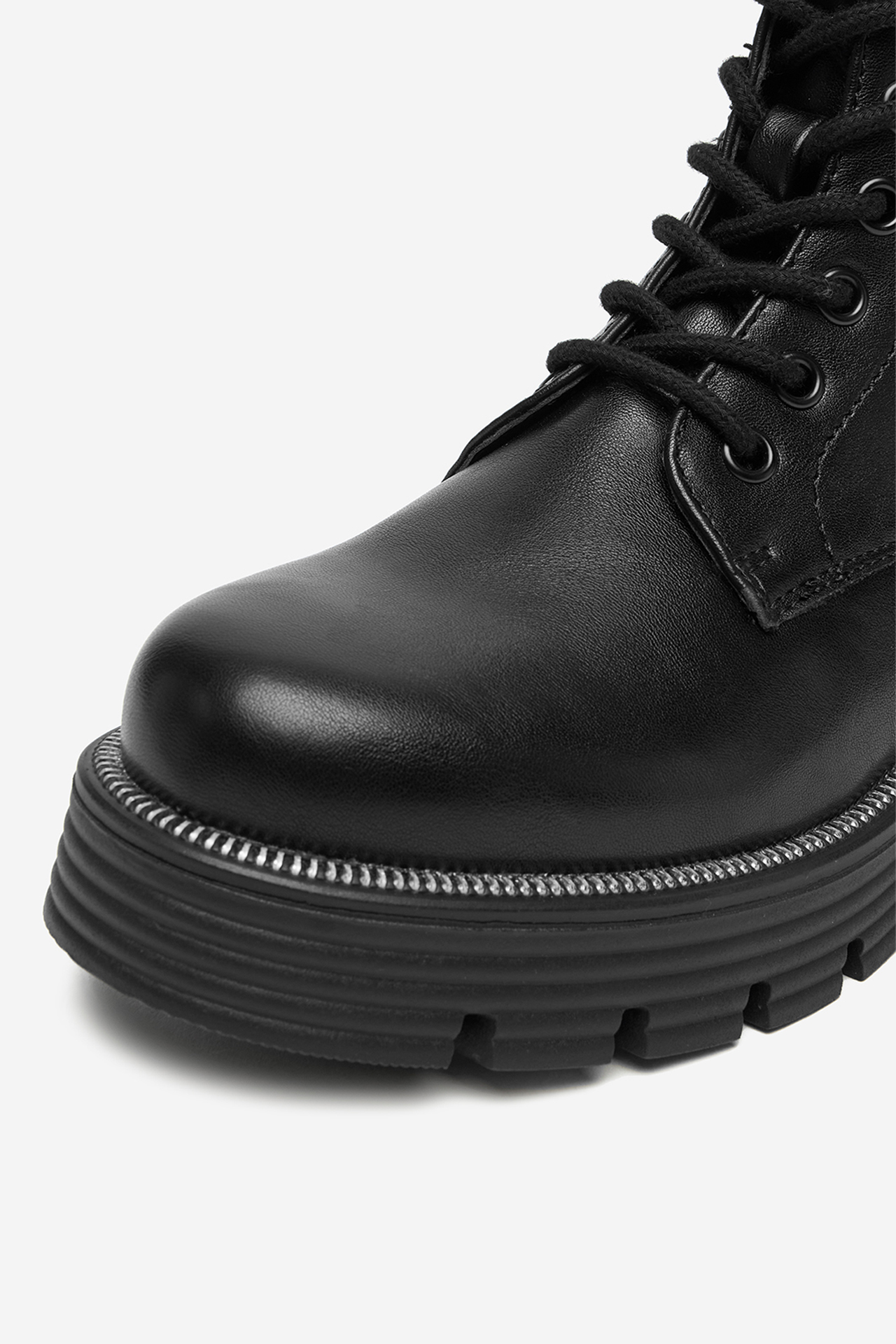 Kotníková obuv Černá