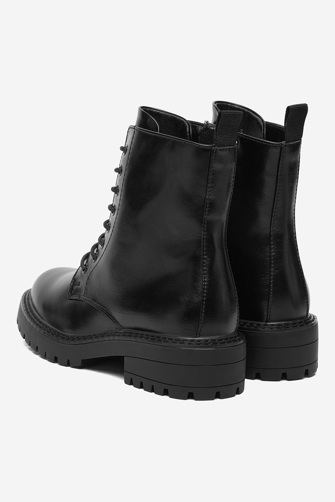 Kotníková obuv Černá