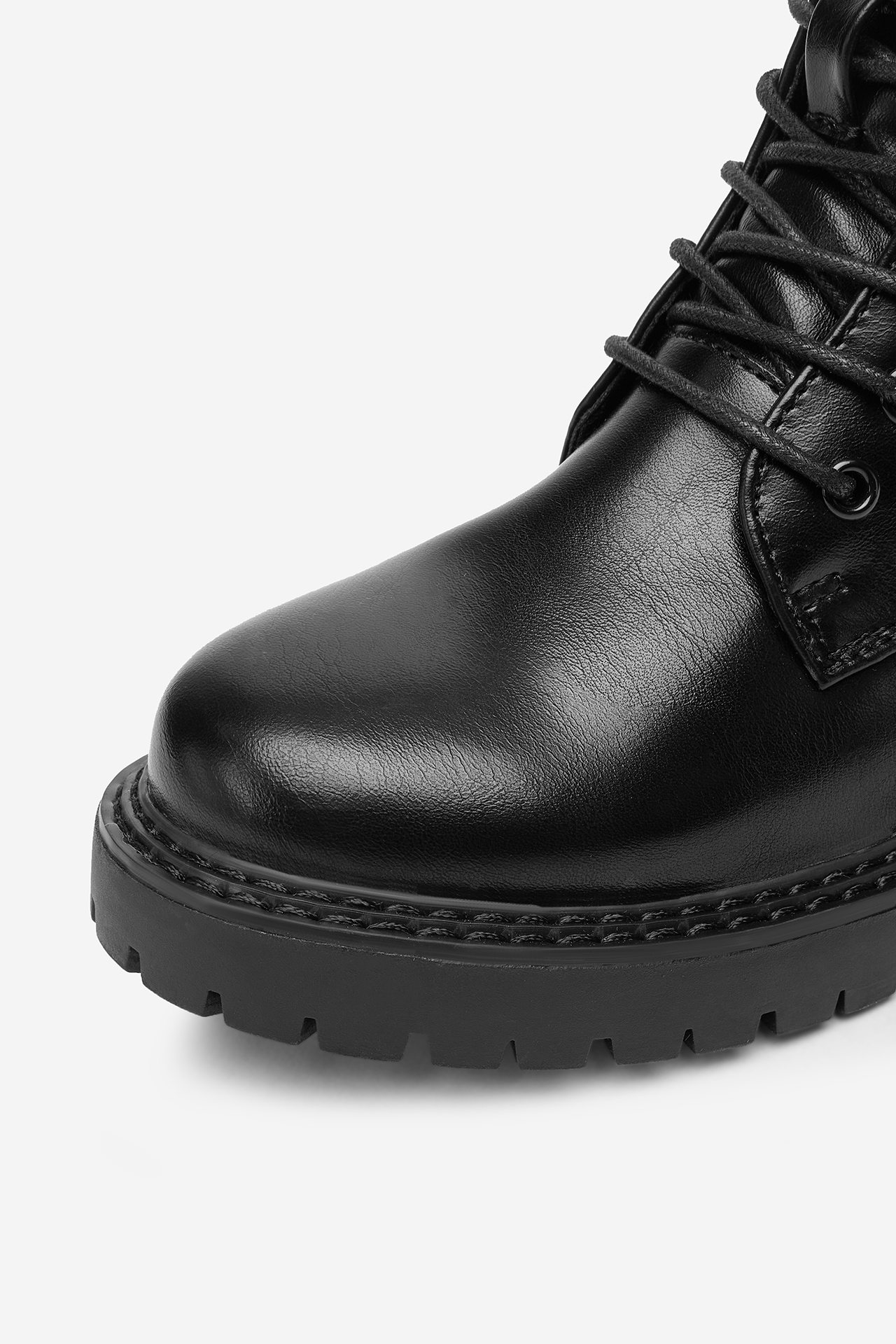 Kotníková obuv Černá