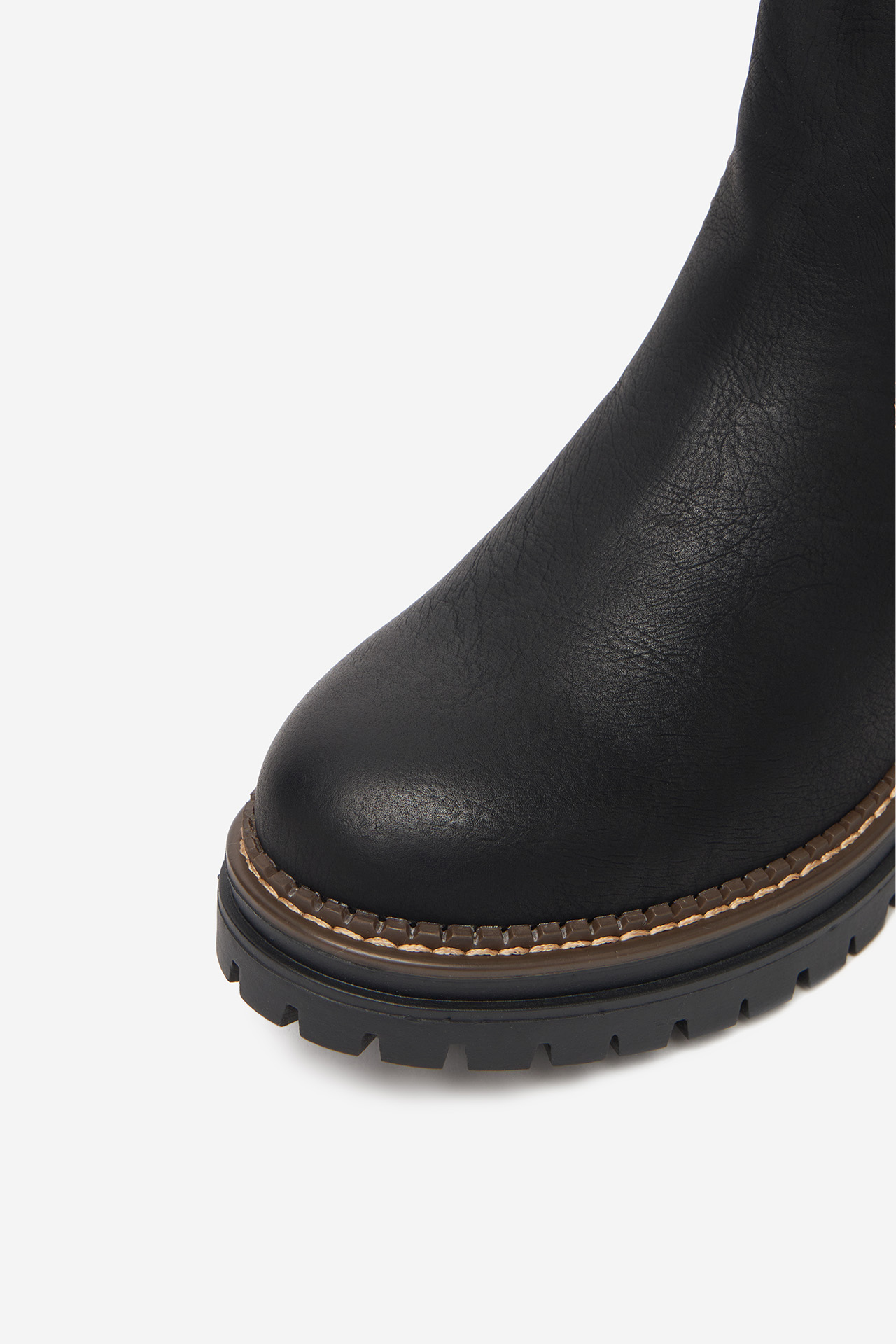 Gležnjarji chelsea Črna