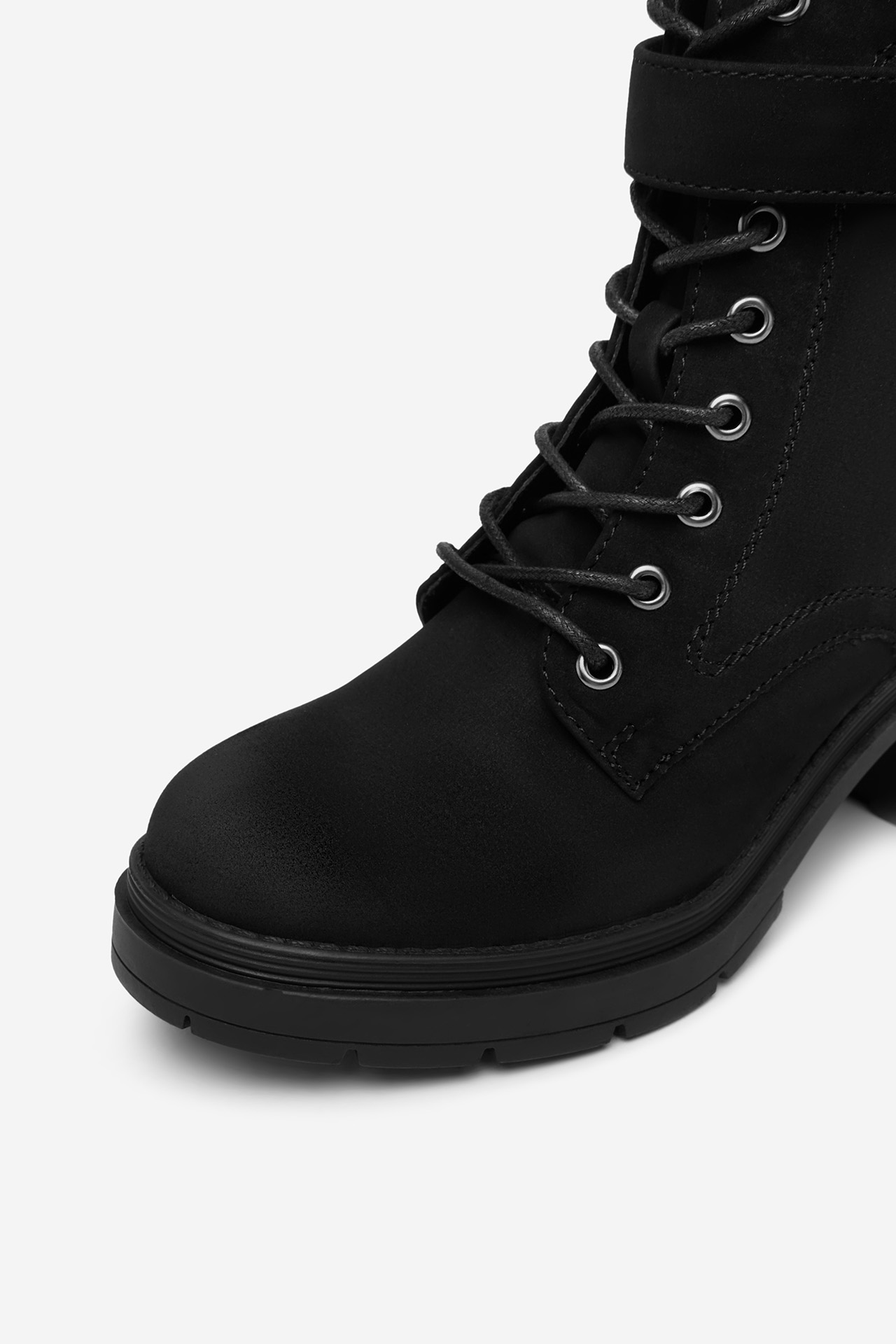 Kotníková obuv Černá