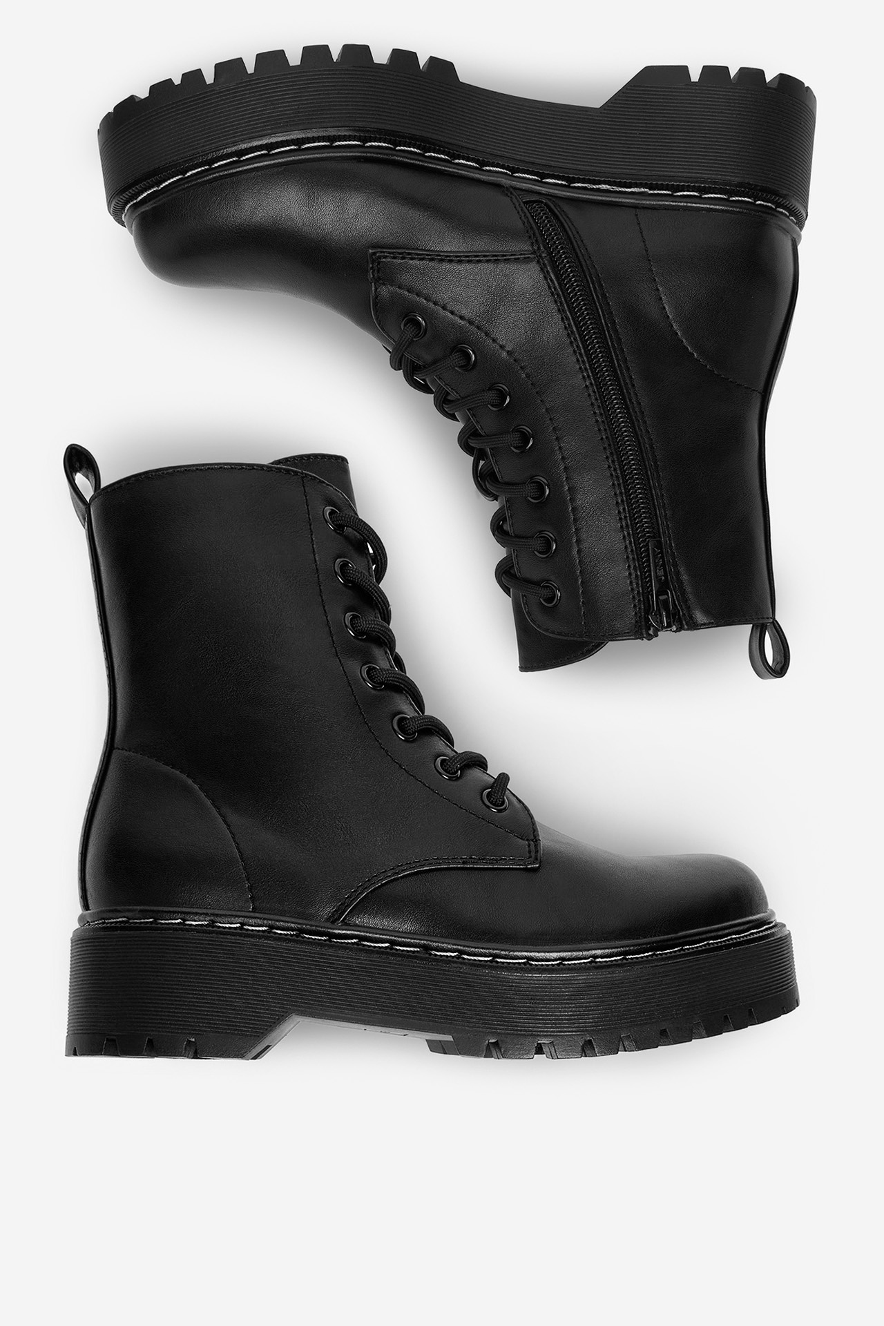 Kotníková obuv Černá