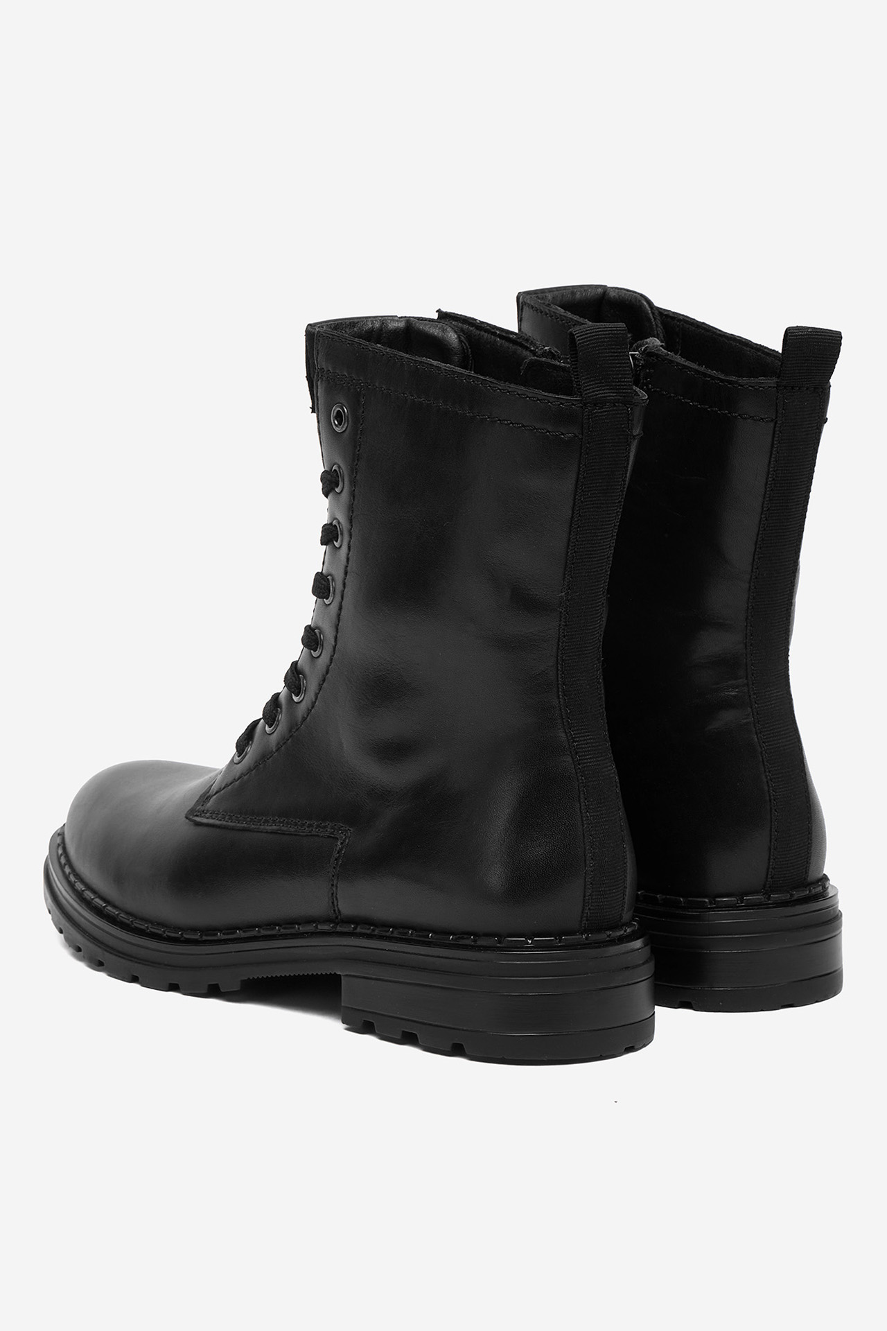 Kotníková obuv Černá