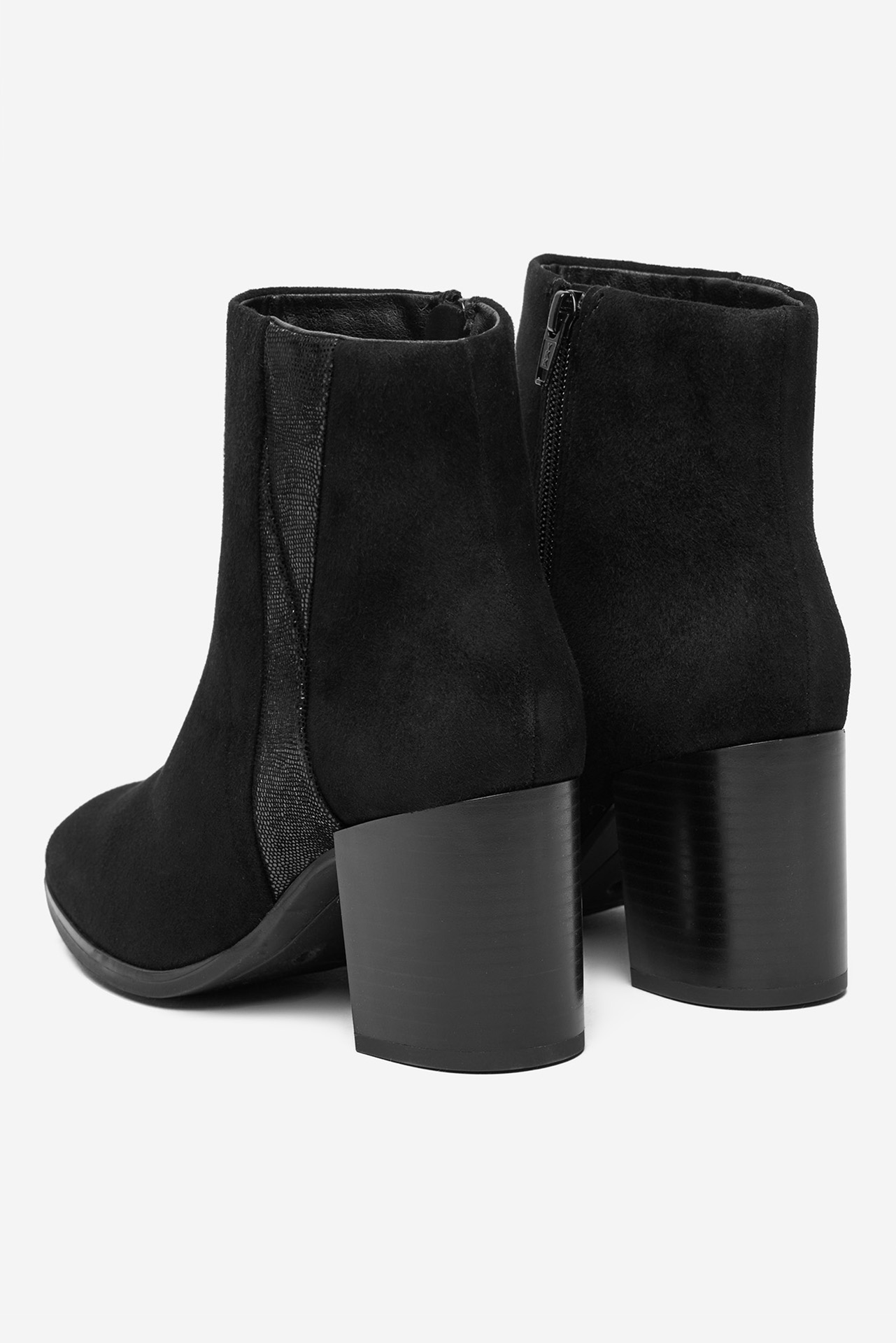 Polokozačky Černá