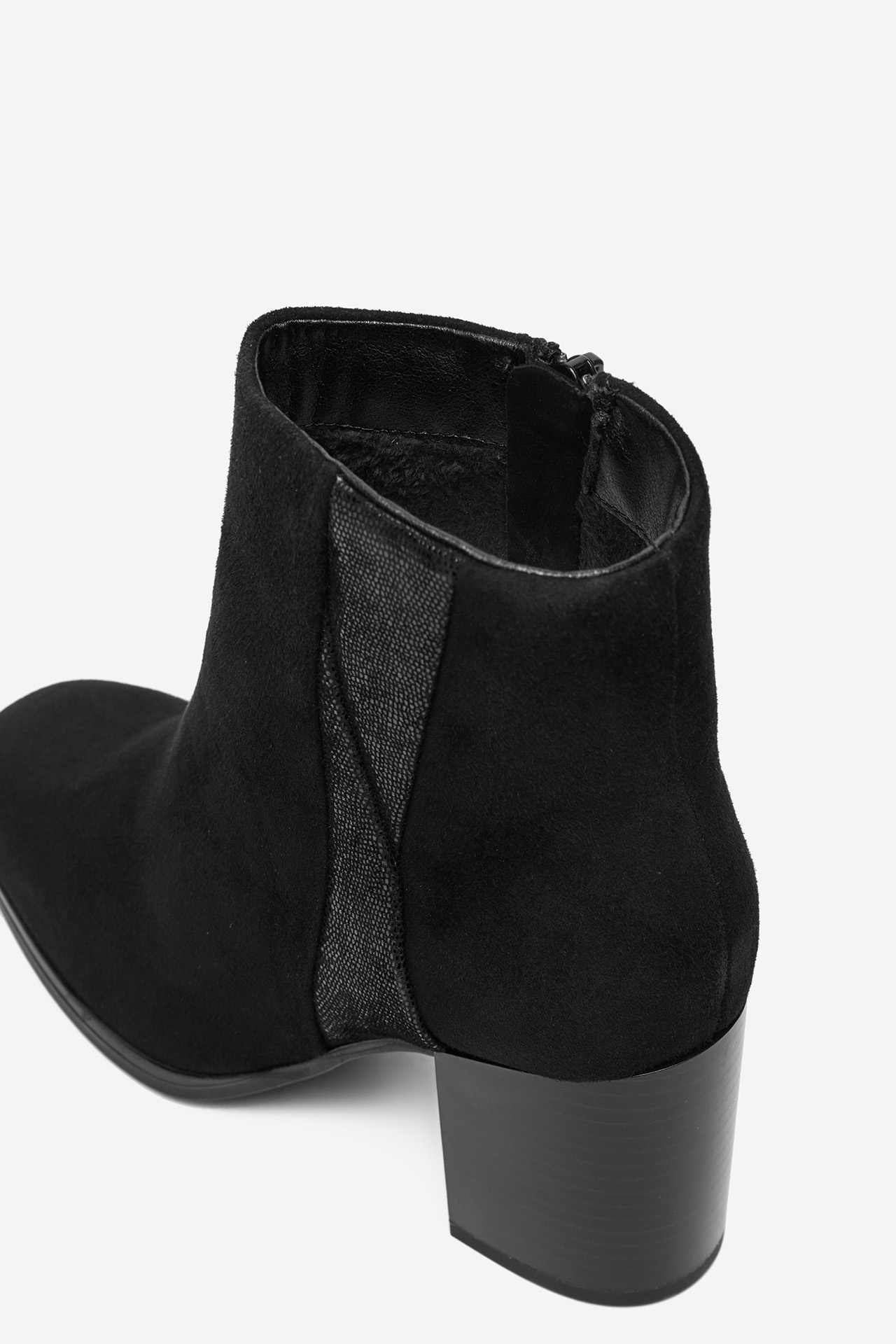 Polokozačky Černá