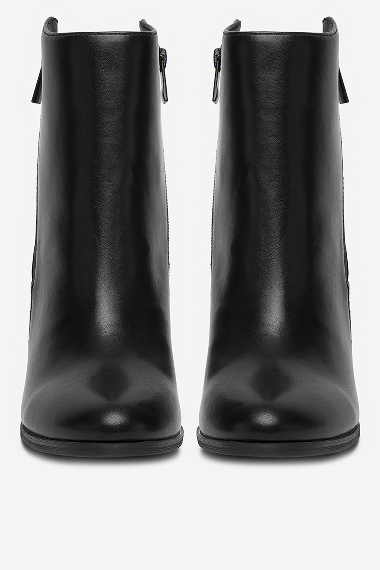 Polokozačky Černá