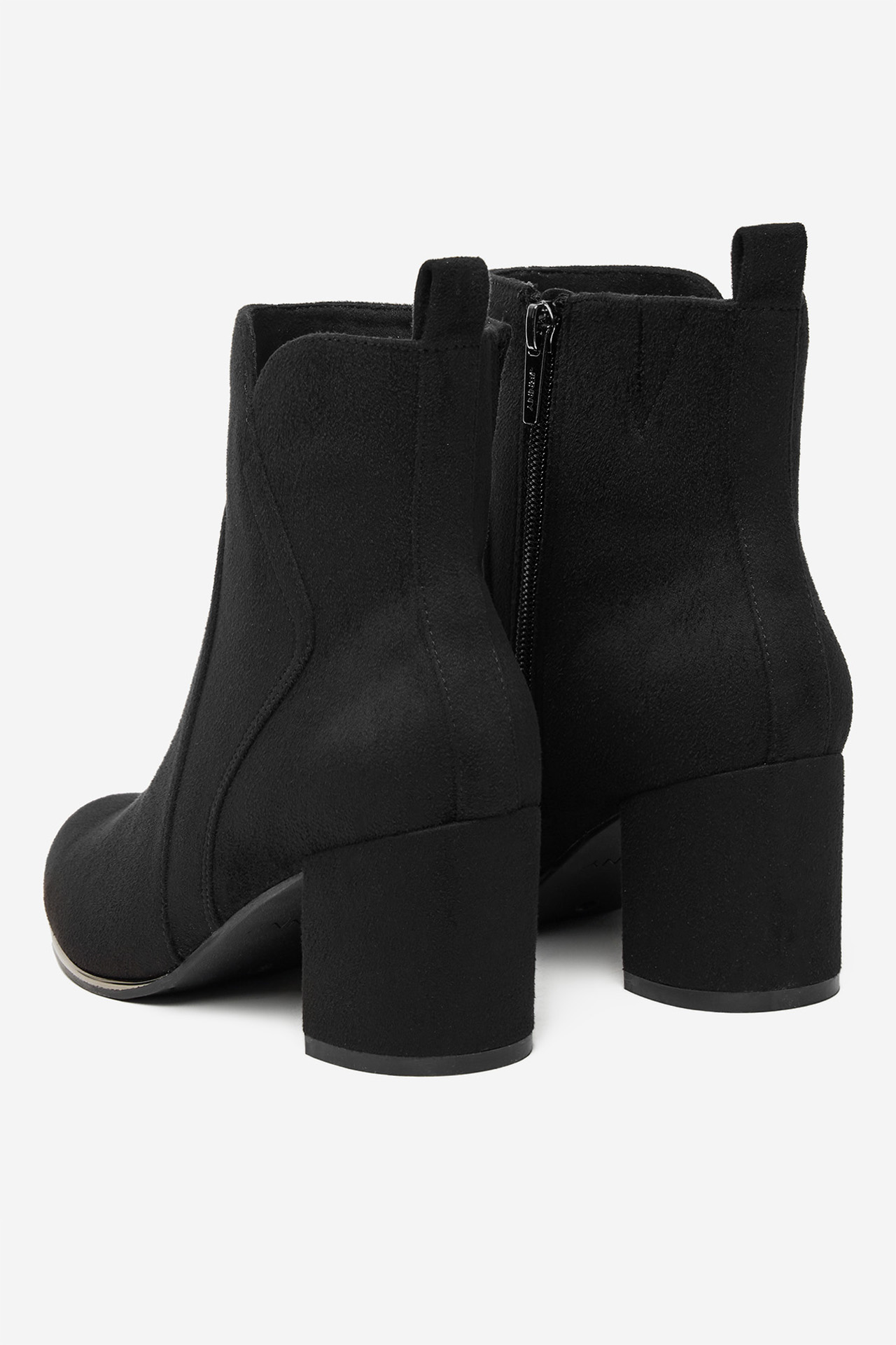 Polokozačky Černá