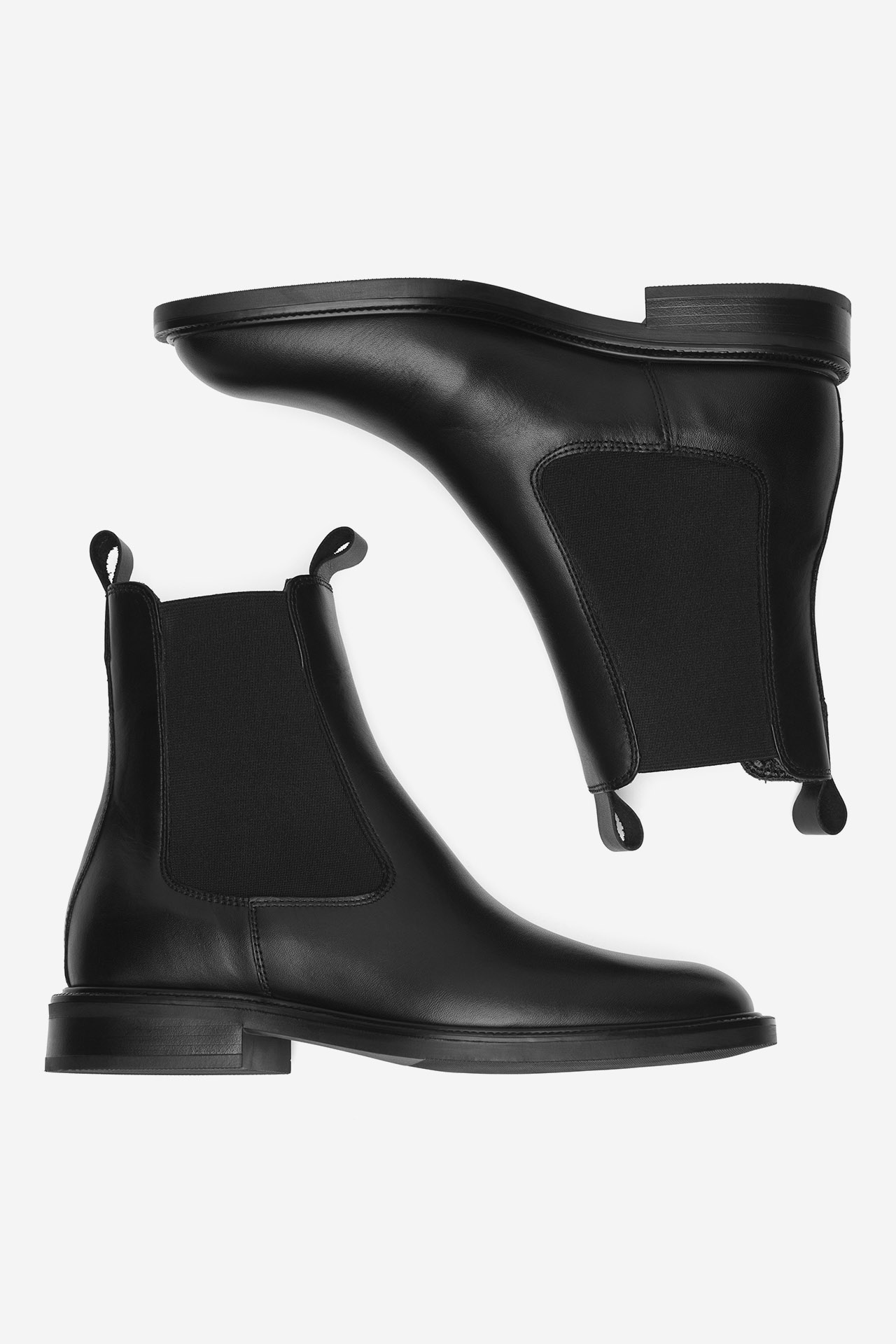 Kotníková obuv s elastickým prvkem Černá