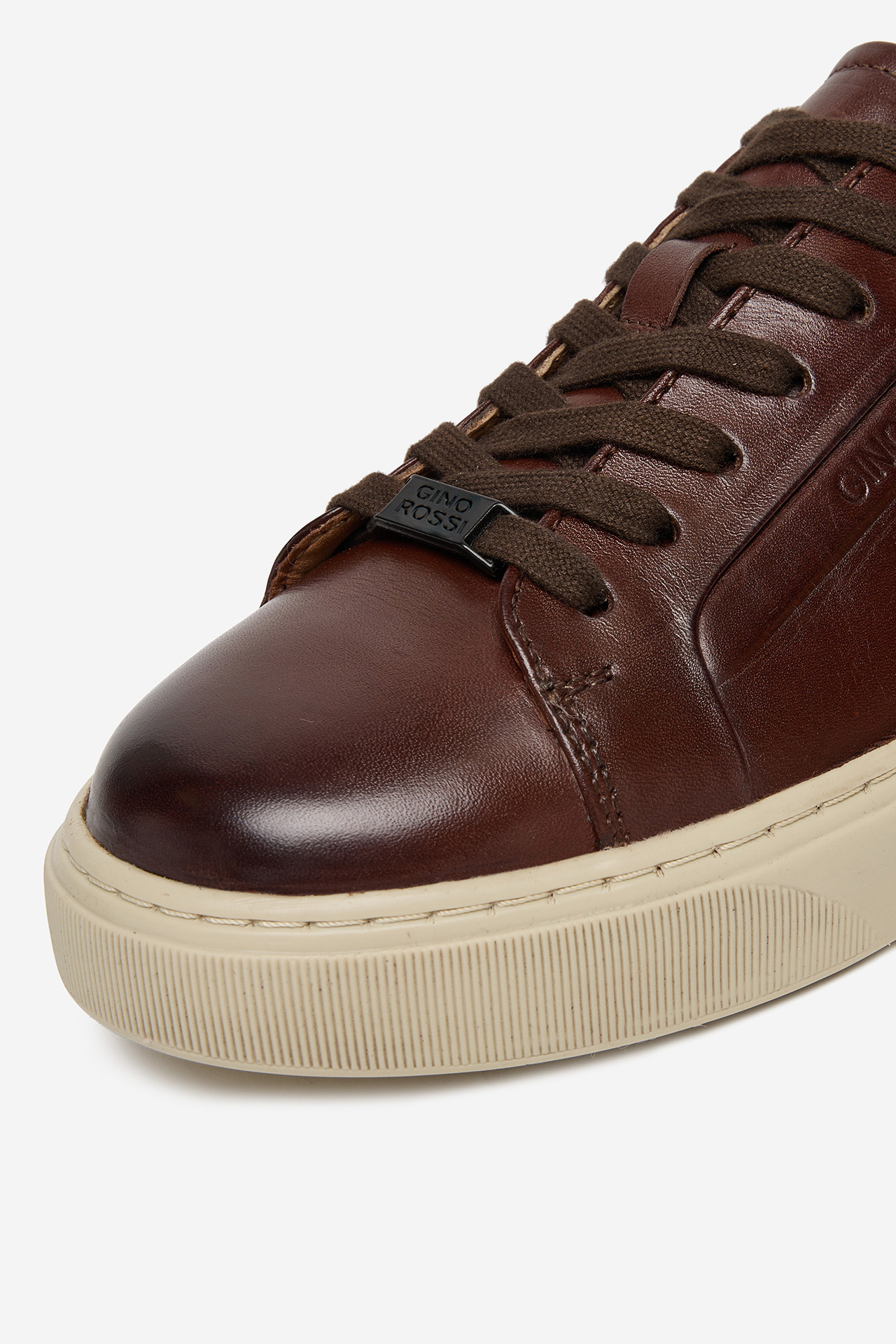 Sneakersy Tmavě hnědá