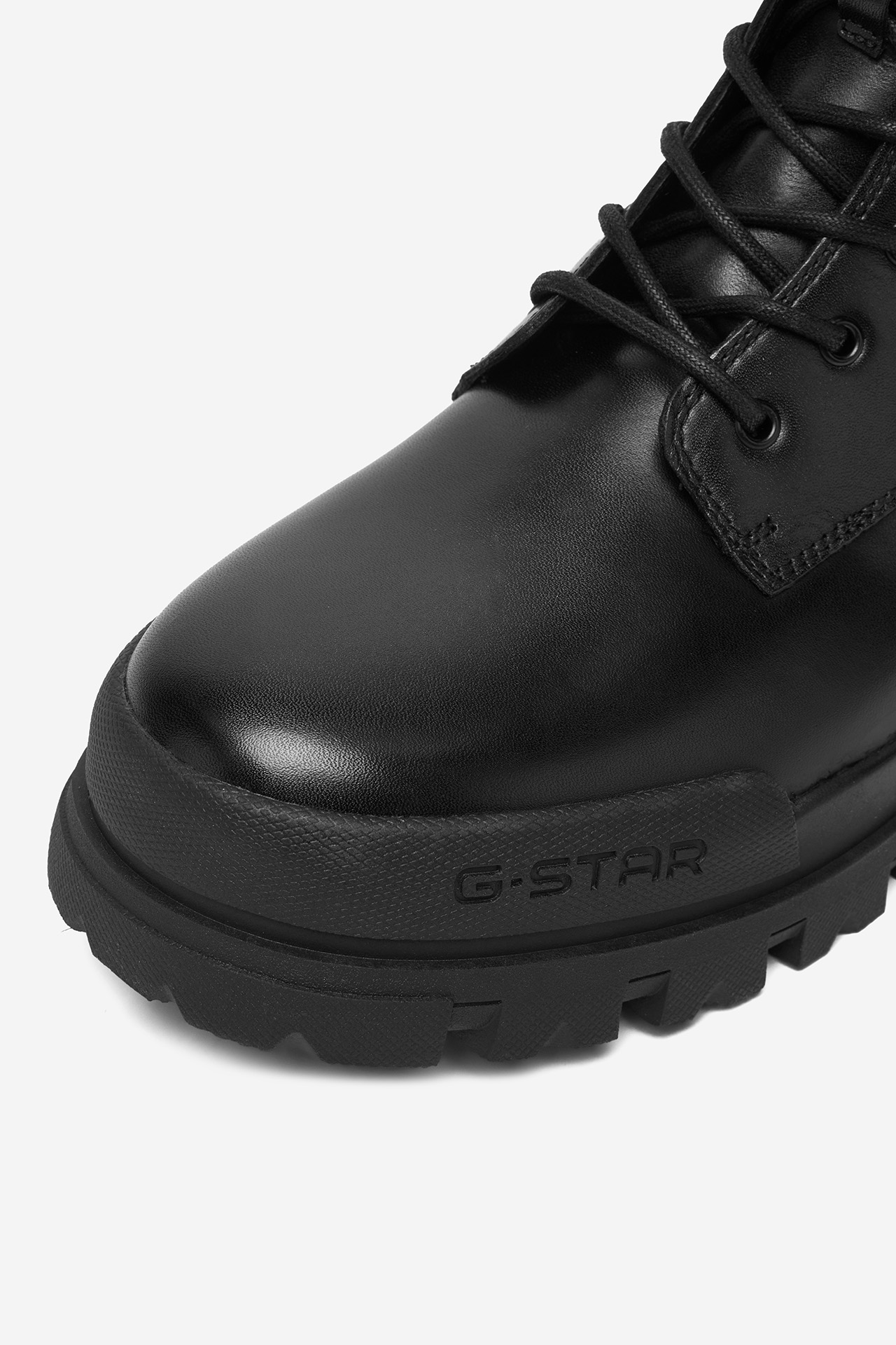 Kotníková obuv Černá